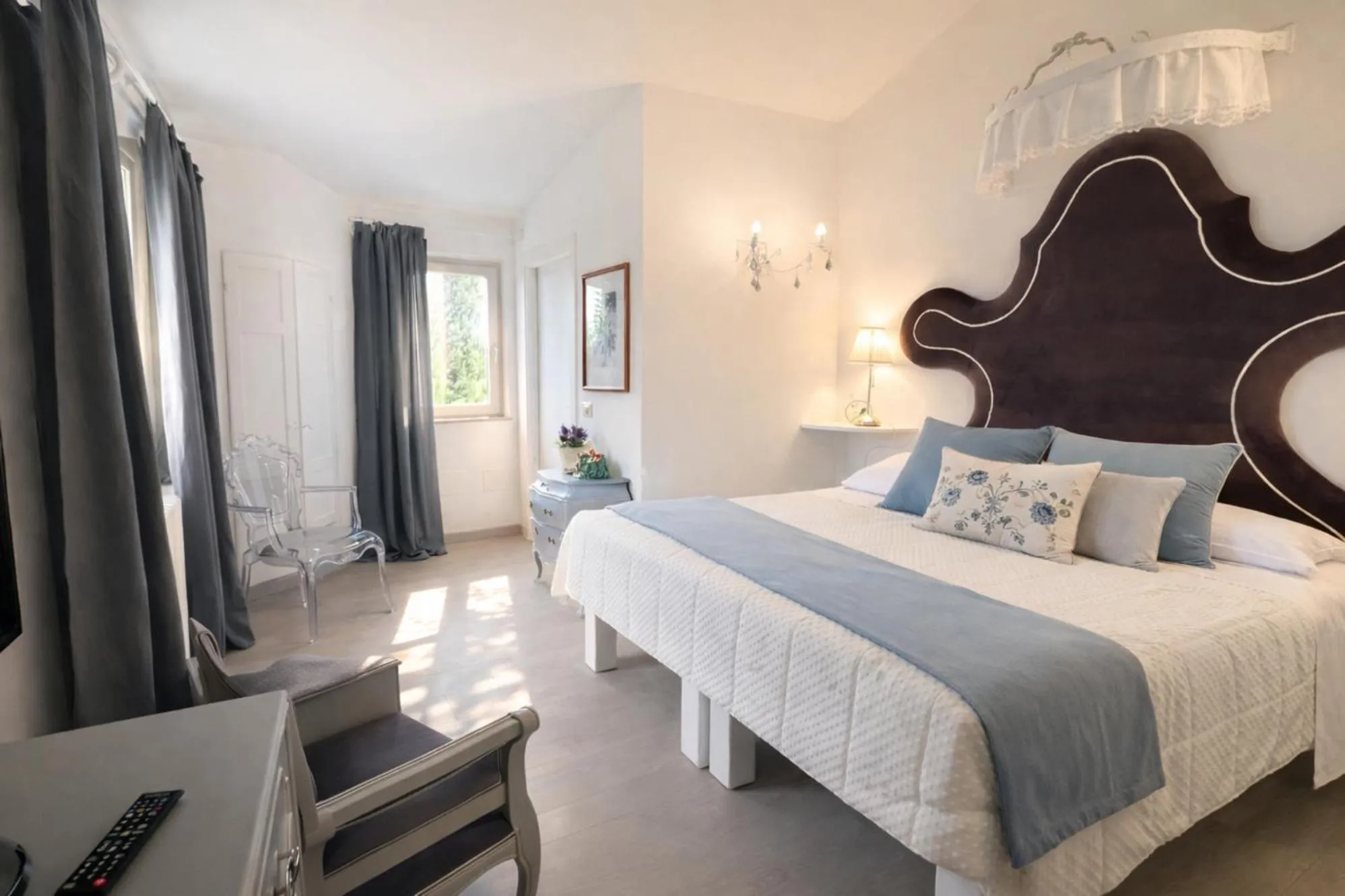 Bed in Country Lodge B&B