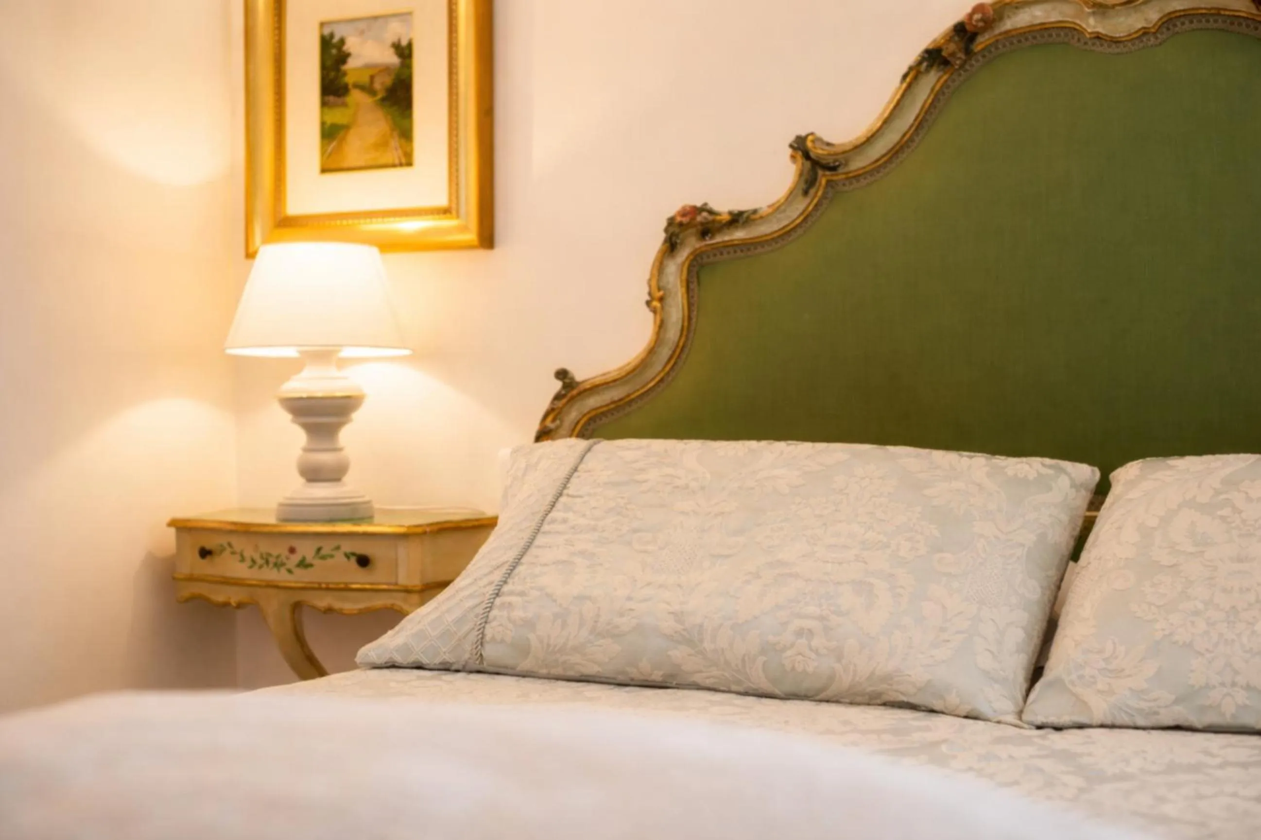 Bed in Country Lodge B&B