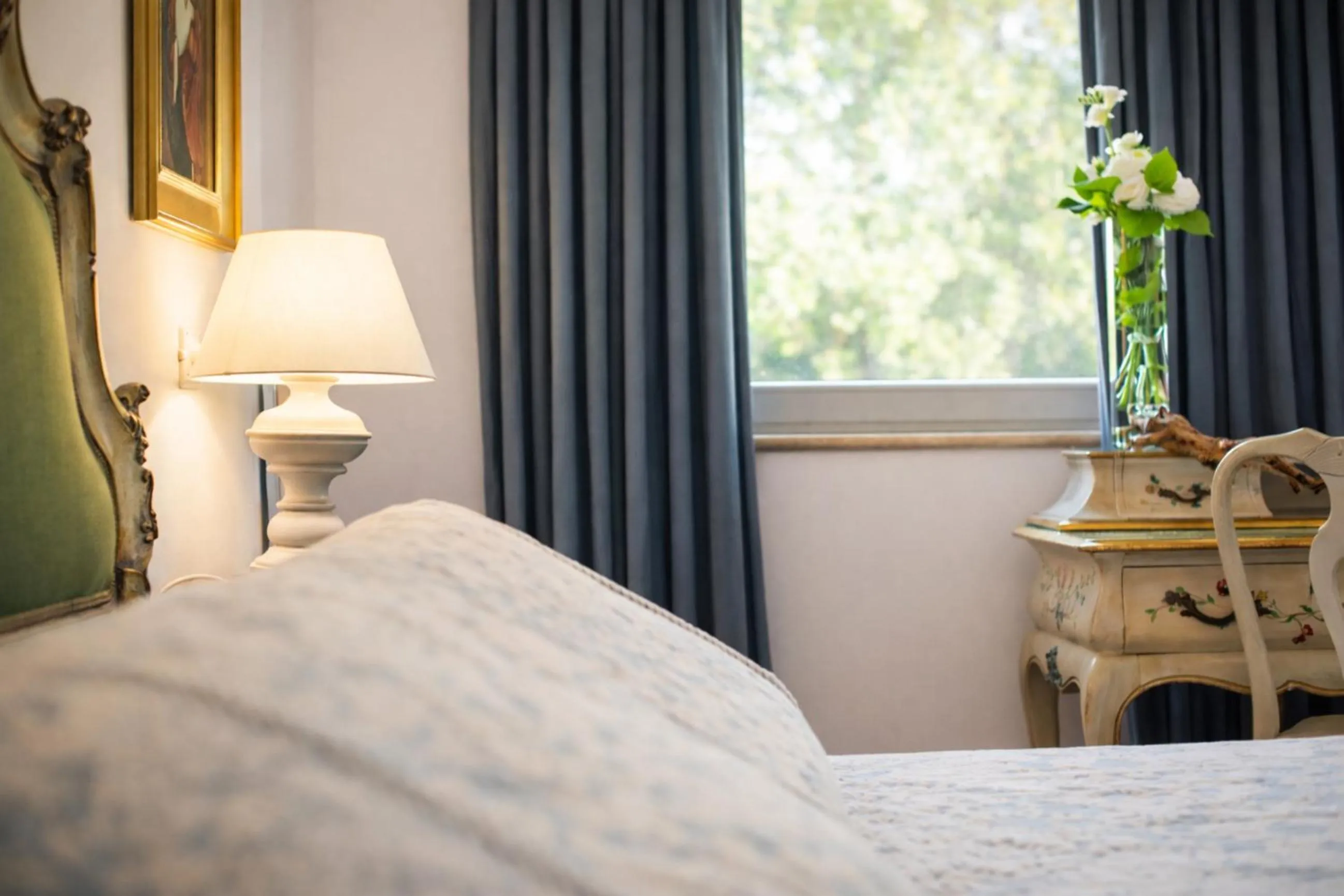 Bed in Country Lodge B&B