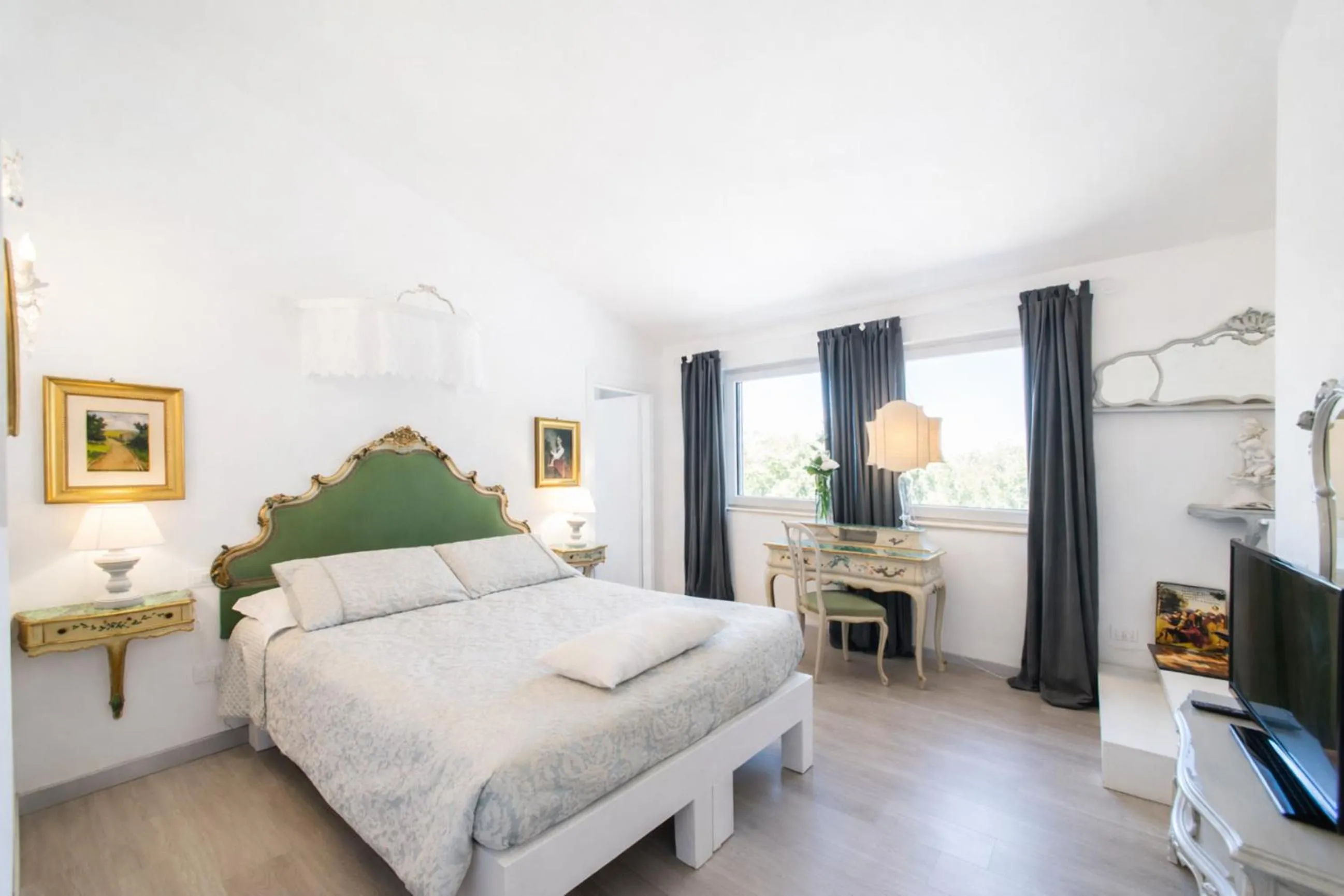 Bed in Country Lodge B&B