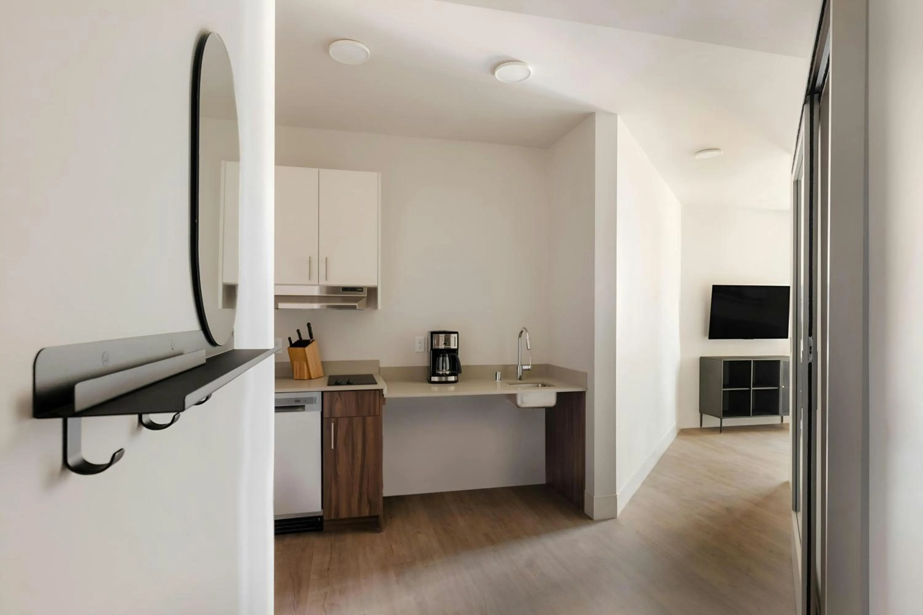 Kitchen or kitchenette in Sonder by Marriott Bonvoy Pivot Apartments Capitol Hill