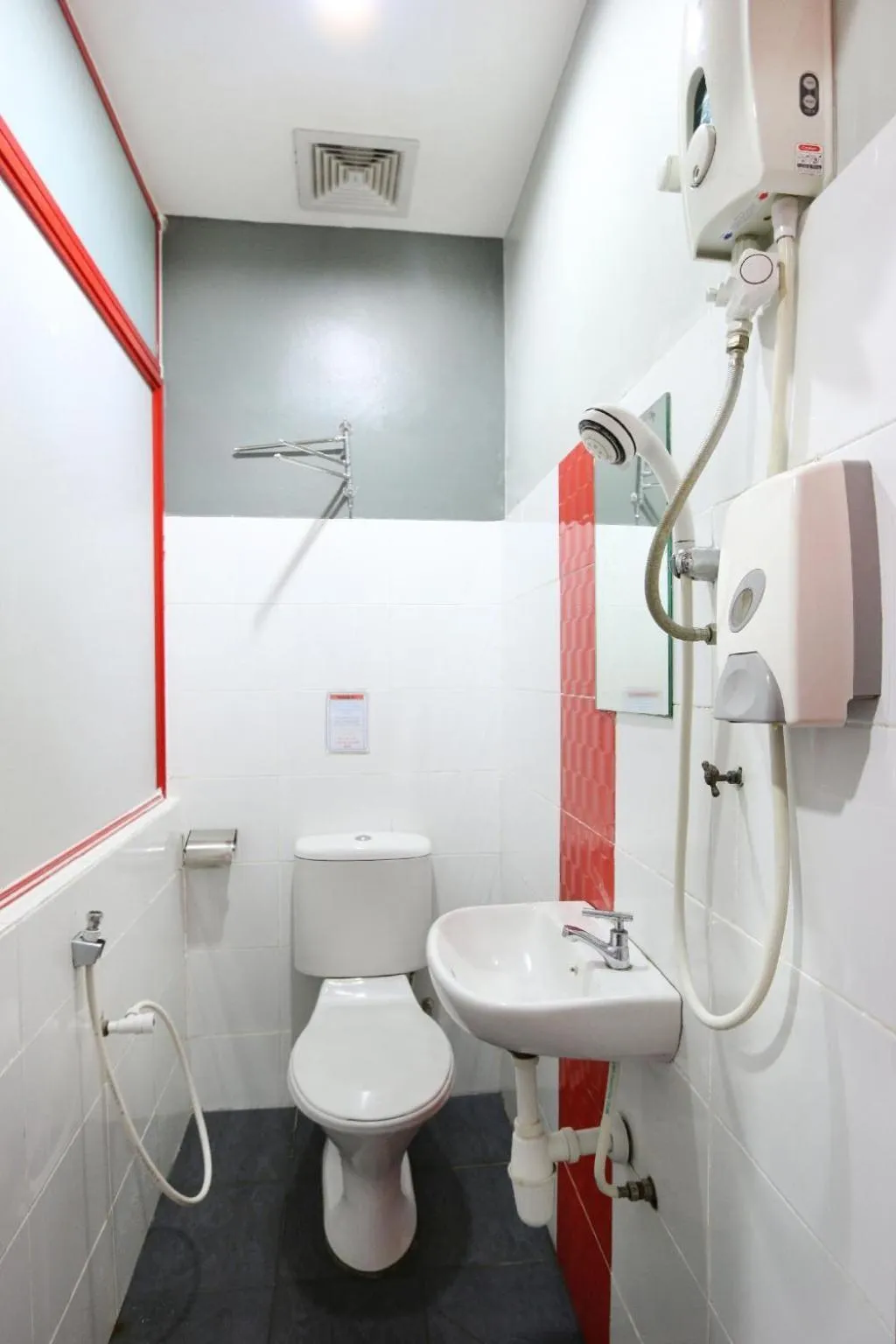 Bathroom in SALAM HOTEL & Best Hotel Shah Alam i-City, UiTM, Hospital