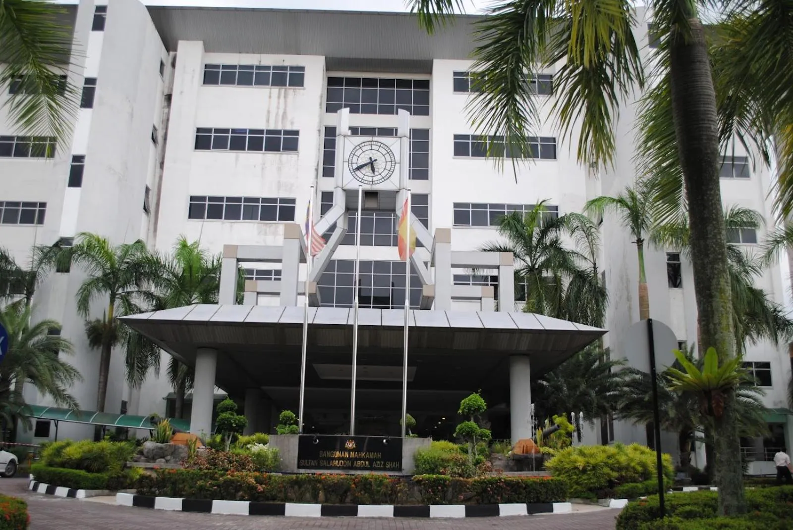 Nearby landmark in SALAM HOTEL & Best Hotel Shah Alam i-City, UiTM, Hospital