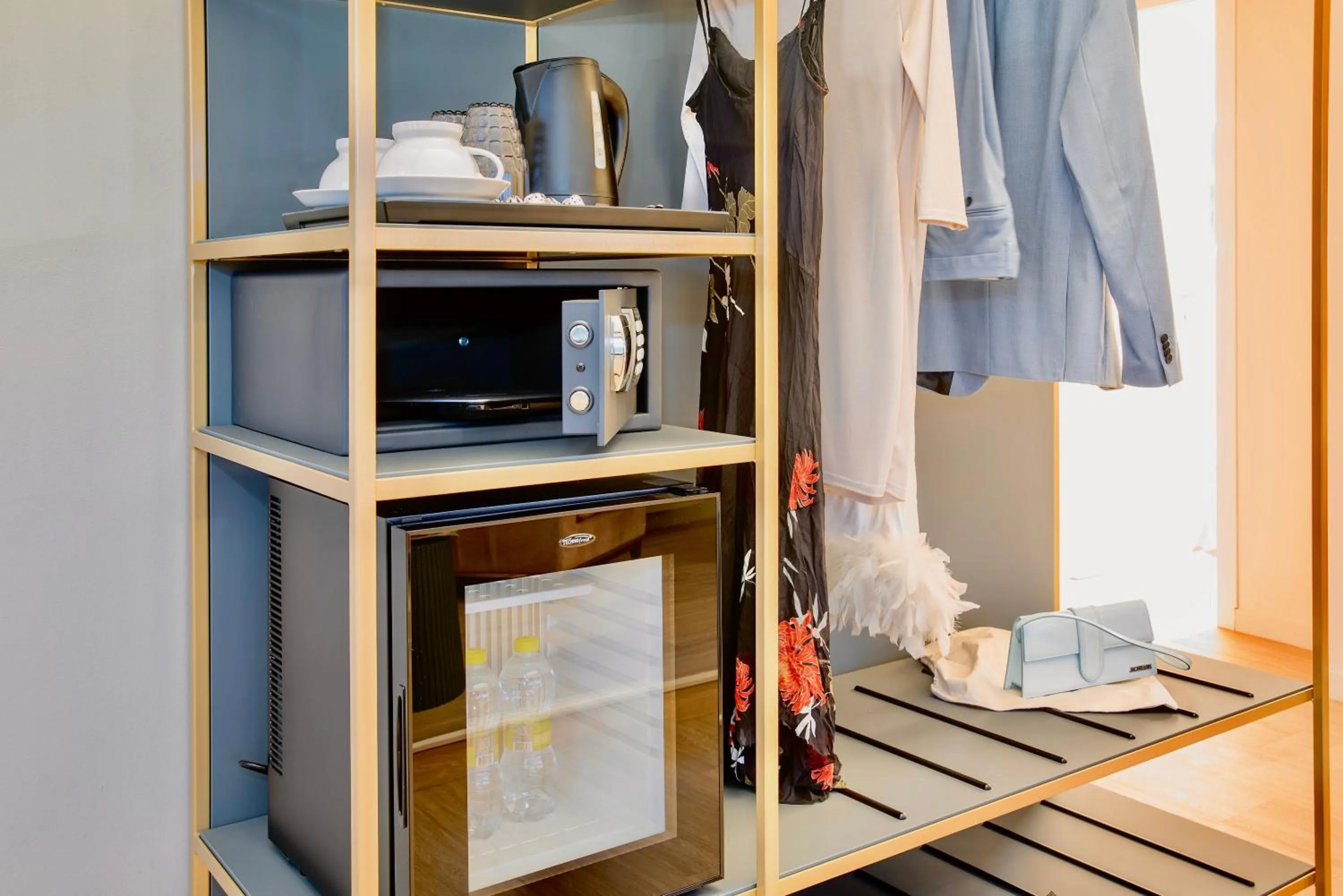 Coffee/tea facilities in El Patio Hotel