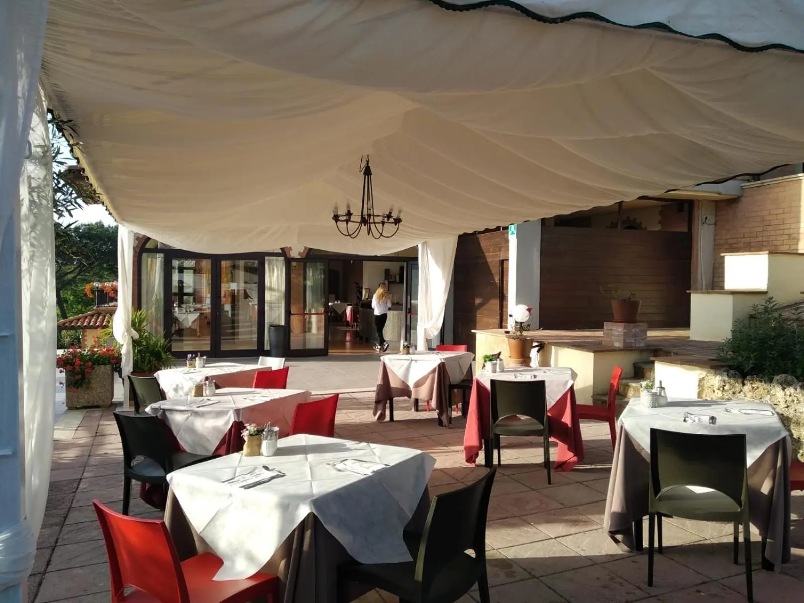 Patio in El Patio Hotel