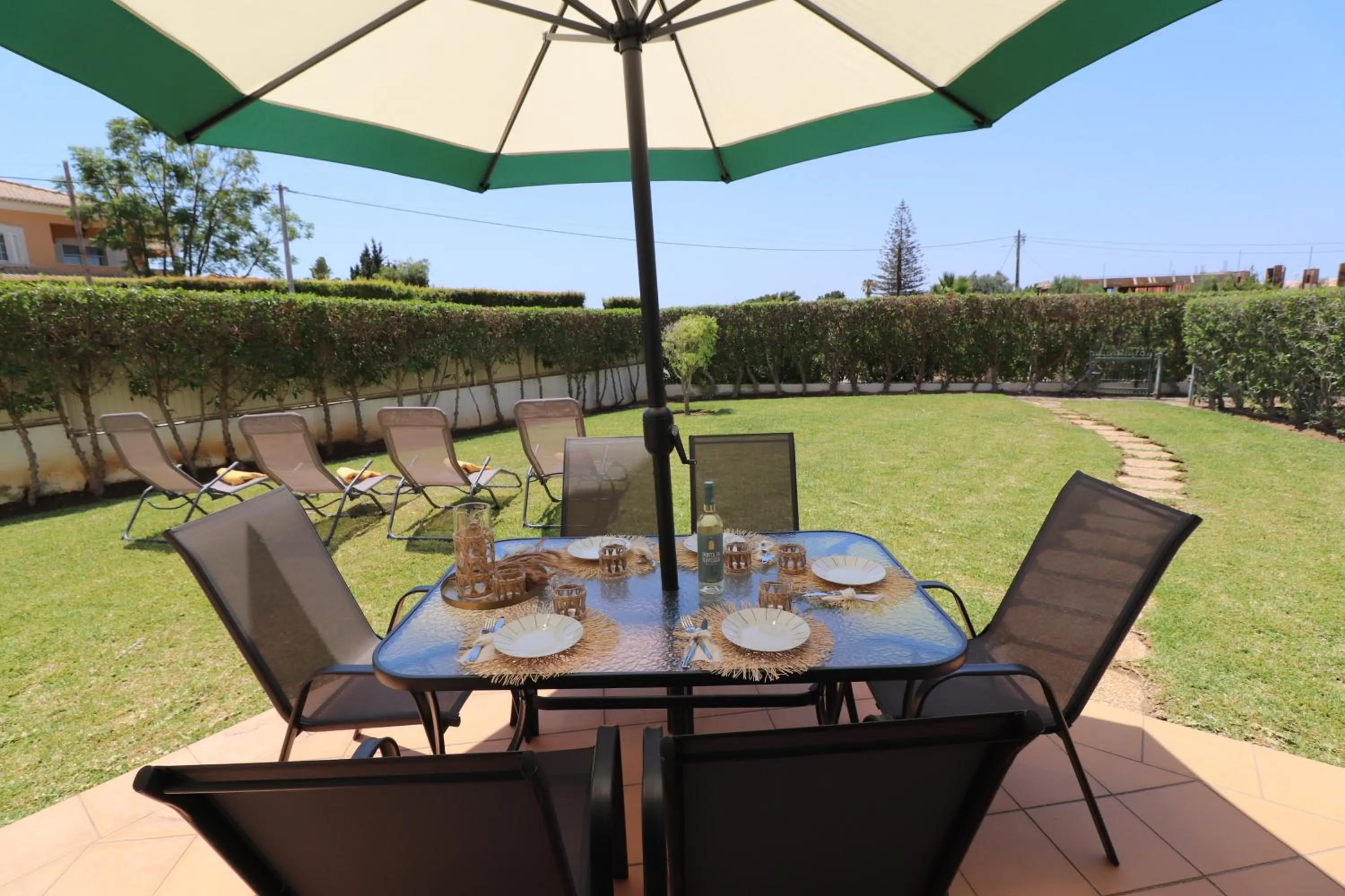 Patio in 3-Bed Townhouse with pool in Albufeira Balaia