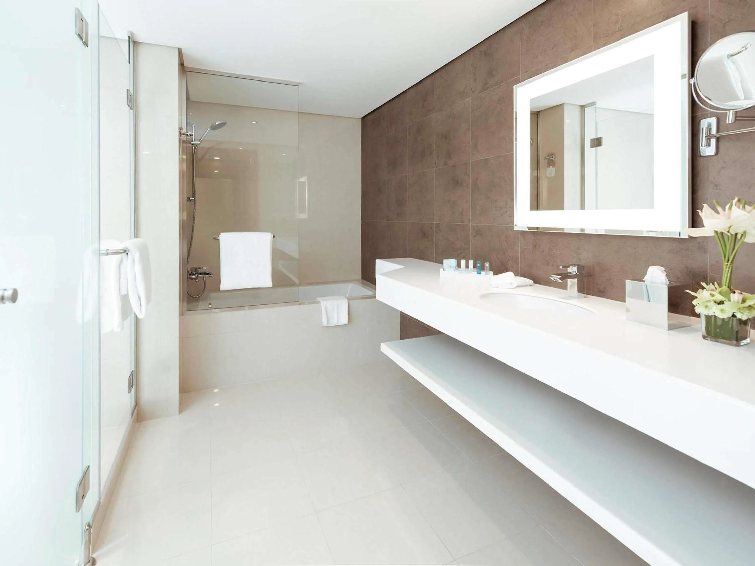 Bedroom in Novotel Fujairah