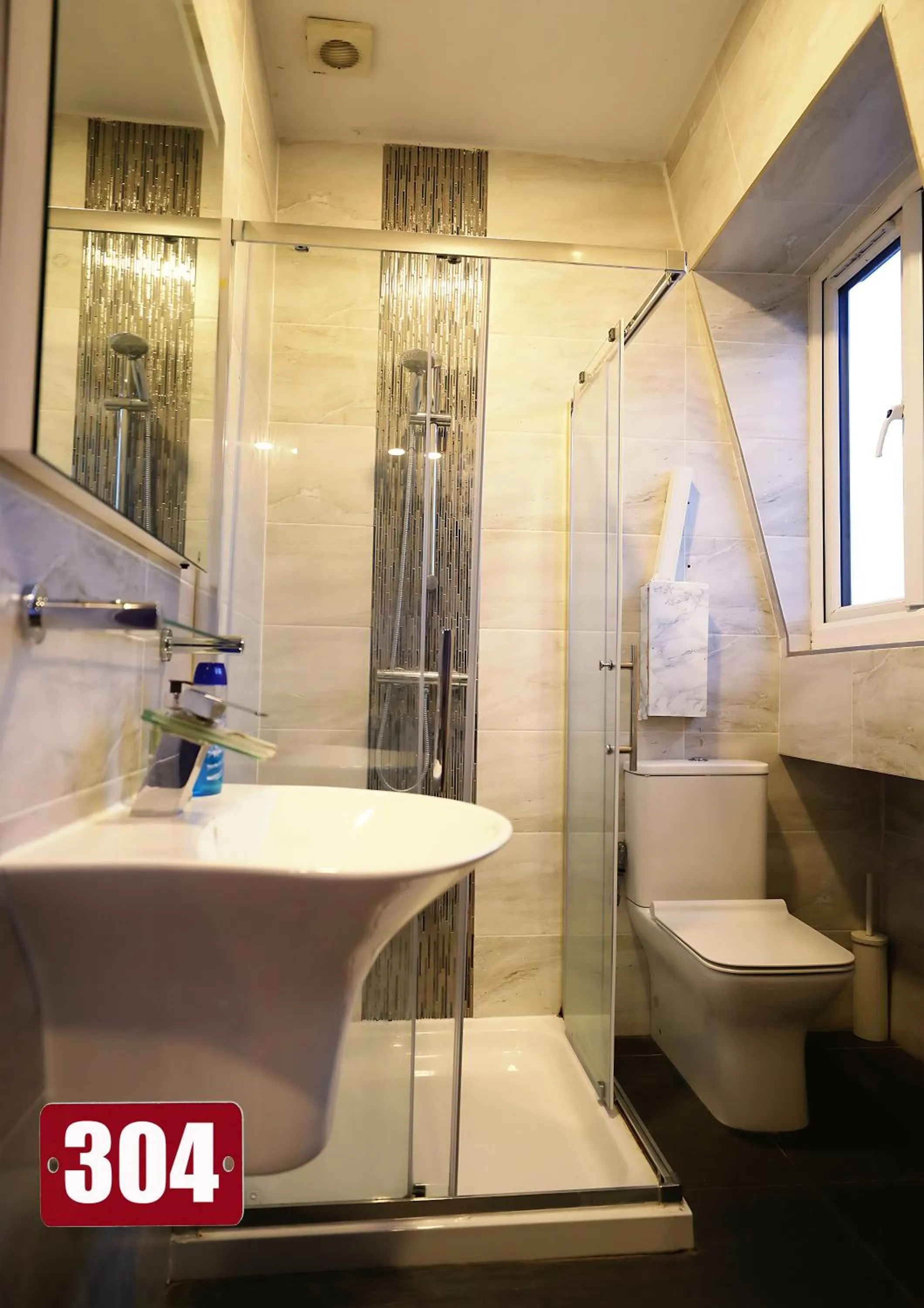 Shower in Private Boutique Apartments London