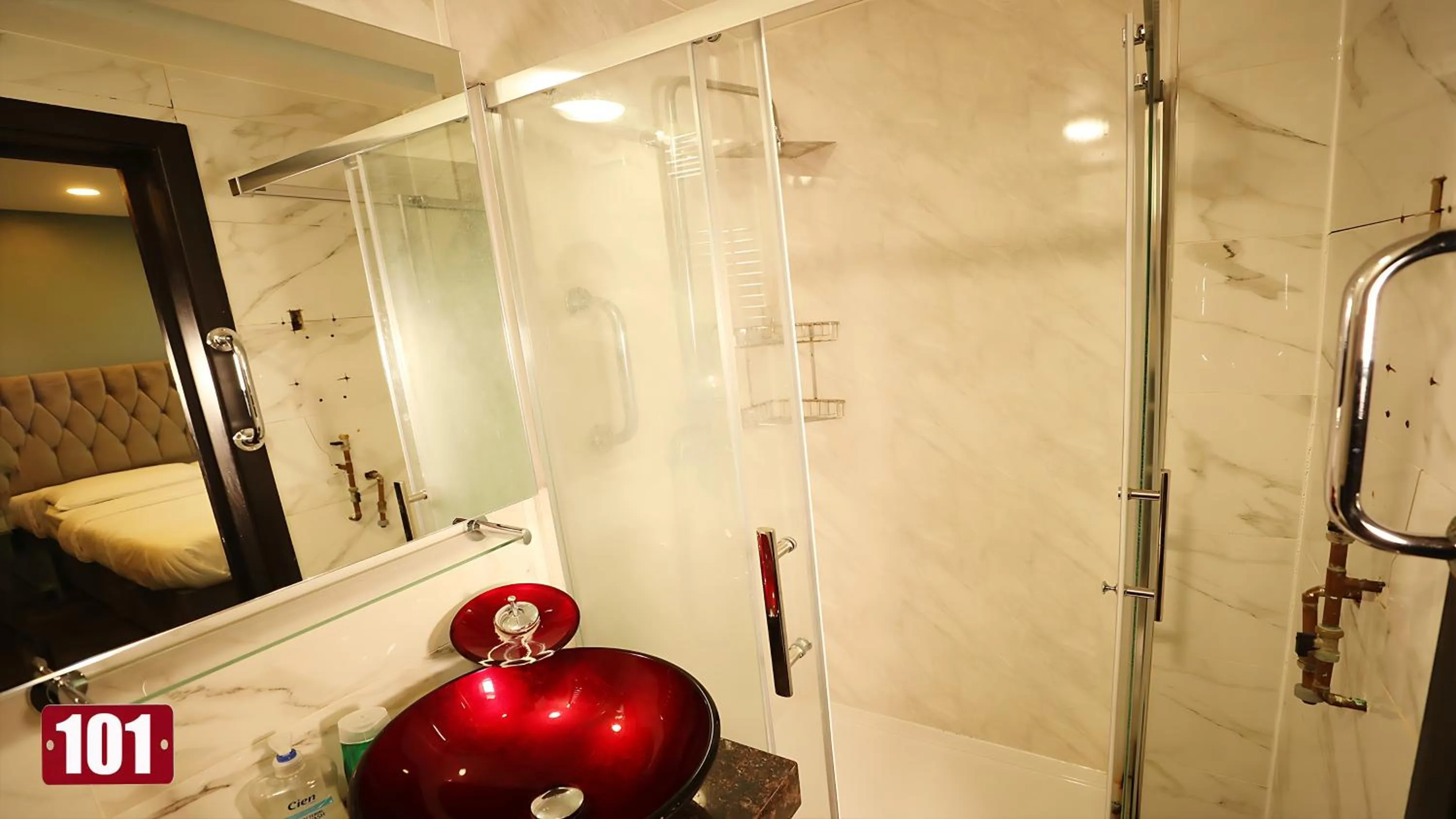 Shower in Private Boutique Apartments London