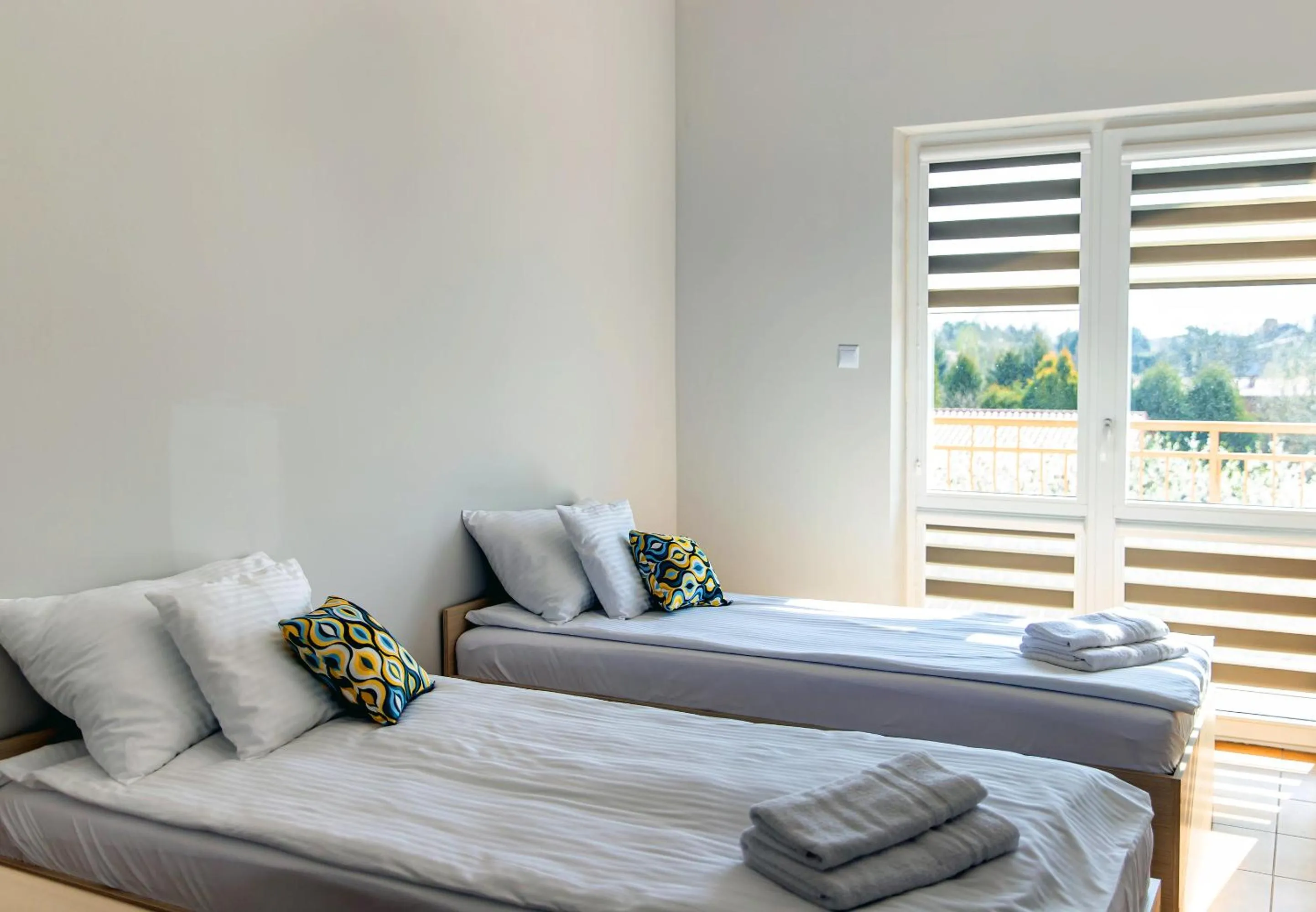 Living room, Bed in Villa AdaMar - masaże & jacuzzi