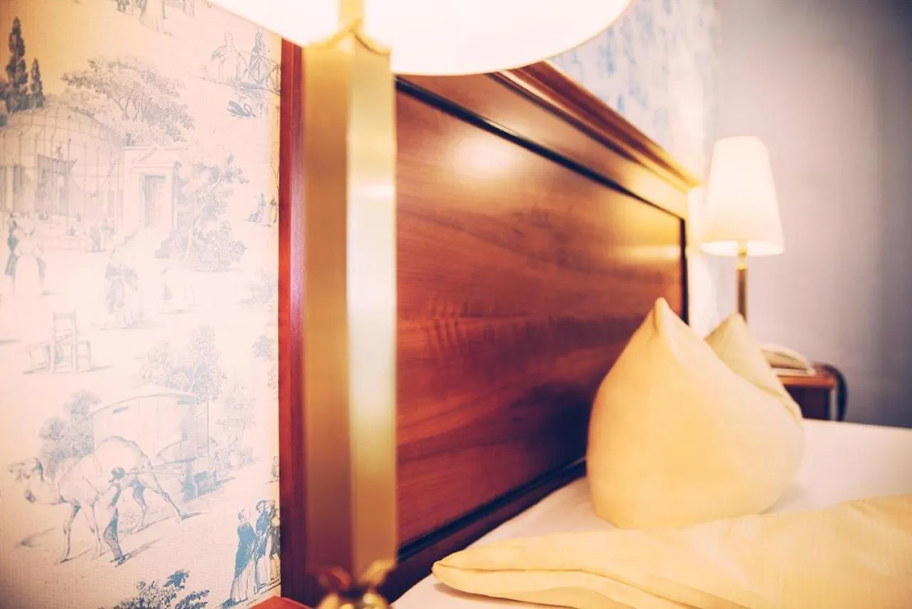 Bed in Trip Inn Hotel Der Adelshof