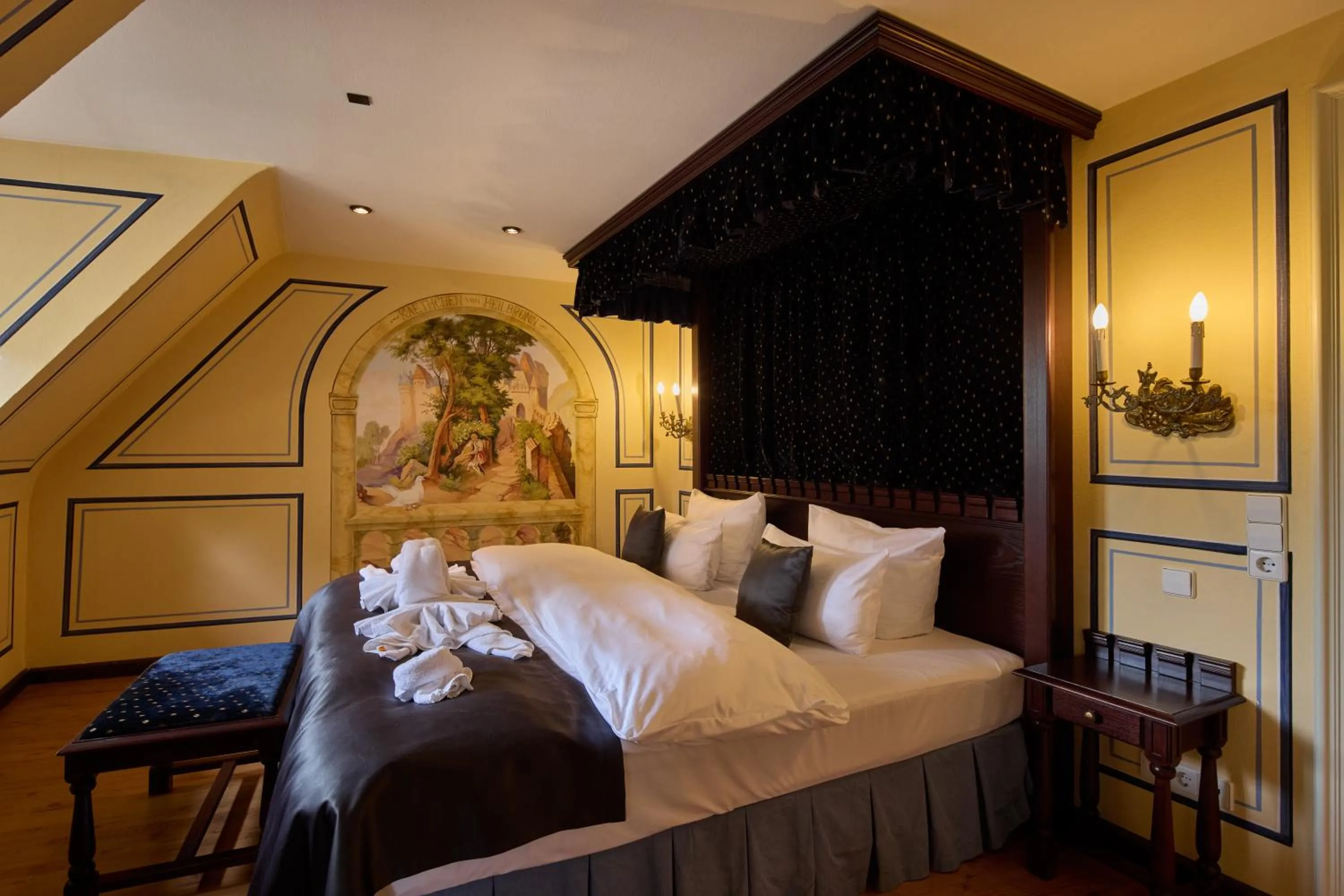 Bed in Trip Inn Hotel Der Adelshof