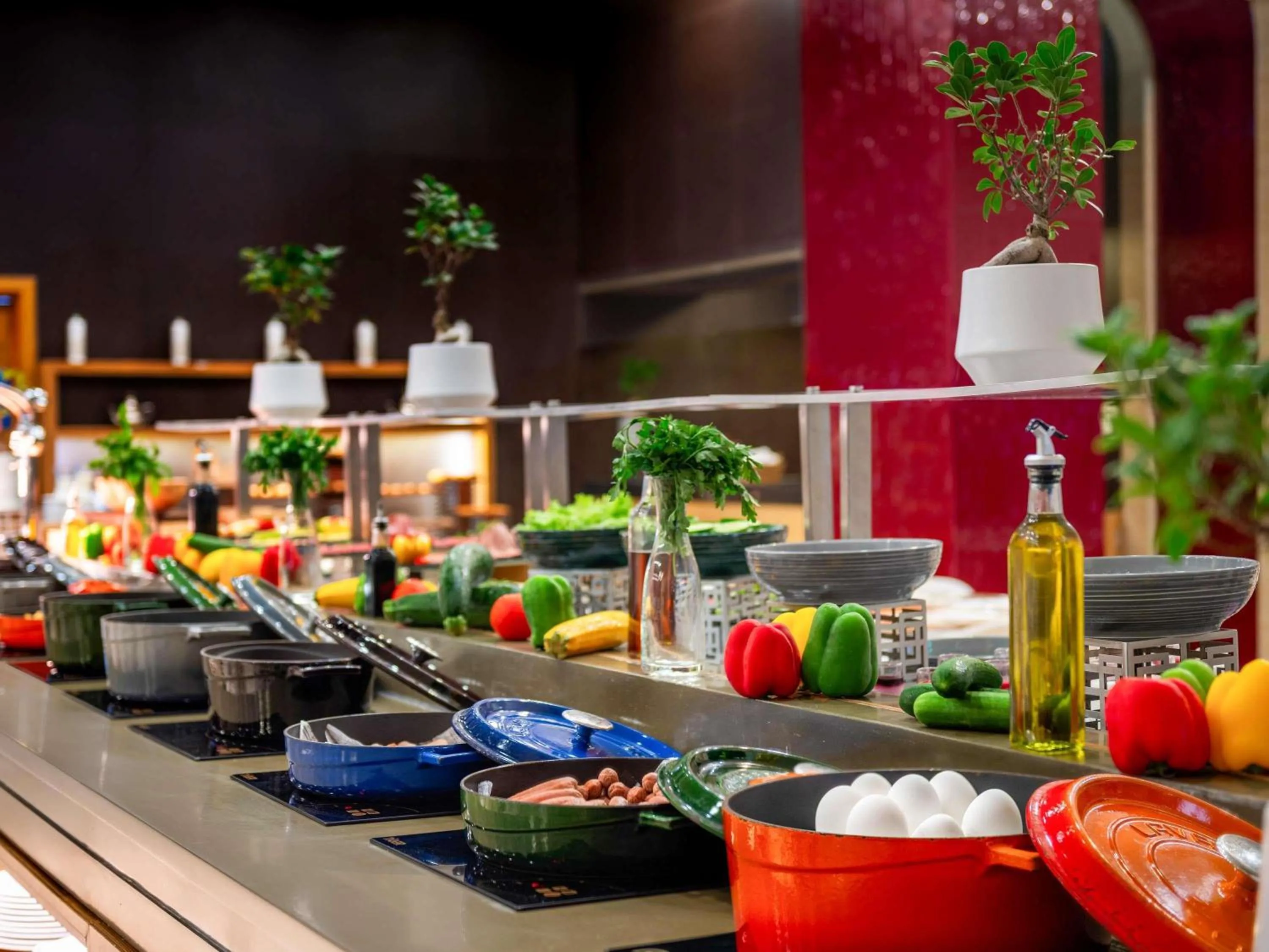 Restaurant/places to eat in Aparthotel Adagio Fujairah