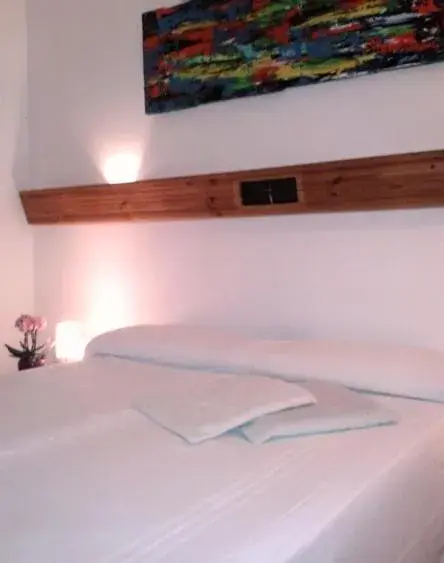 Bedroom, Bed in Hotel Pop Bedroom, Bed in Hotel Pop