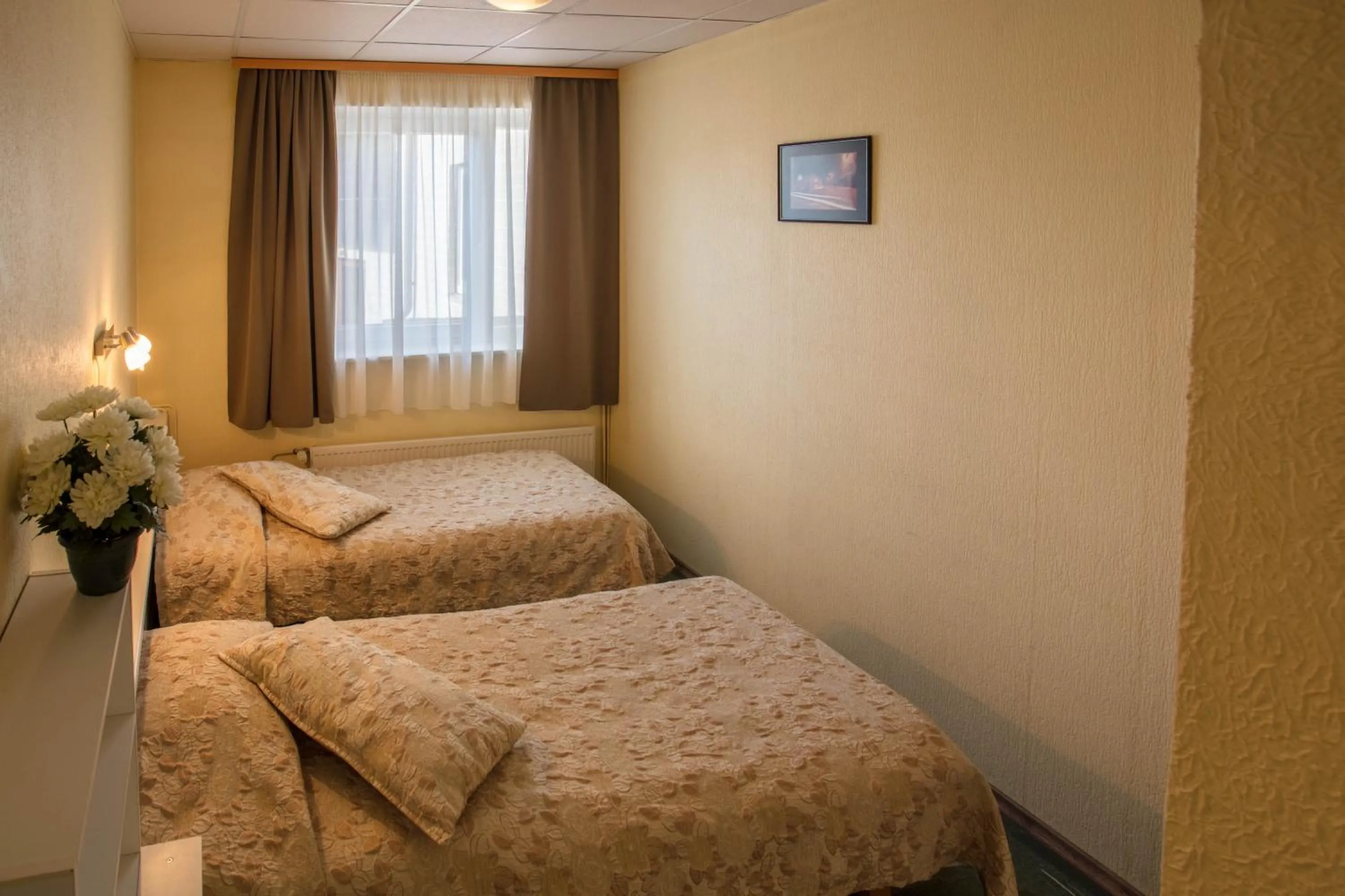 Garden view, Bed in Endla Hotell
