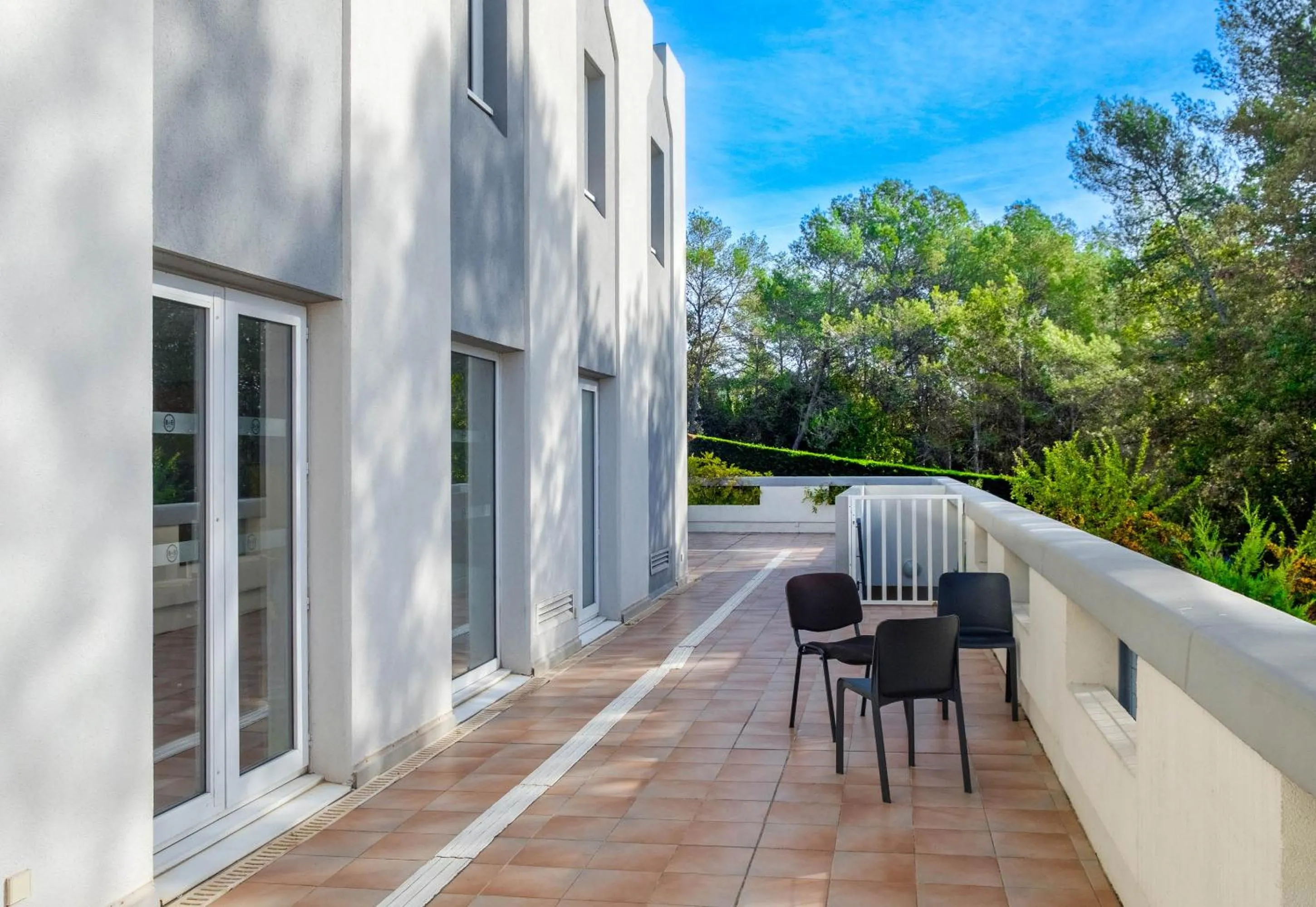 Patio in B&B HOTEL Antibes Sophia Le Relais
