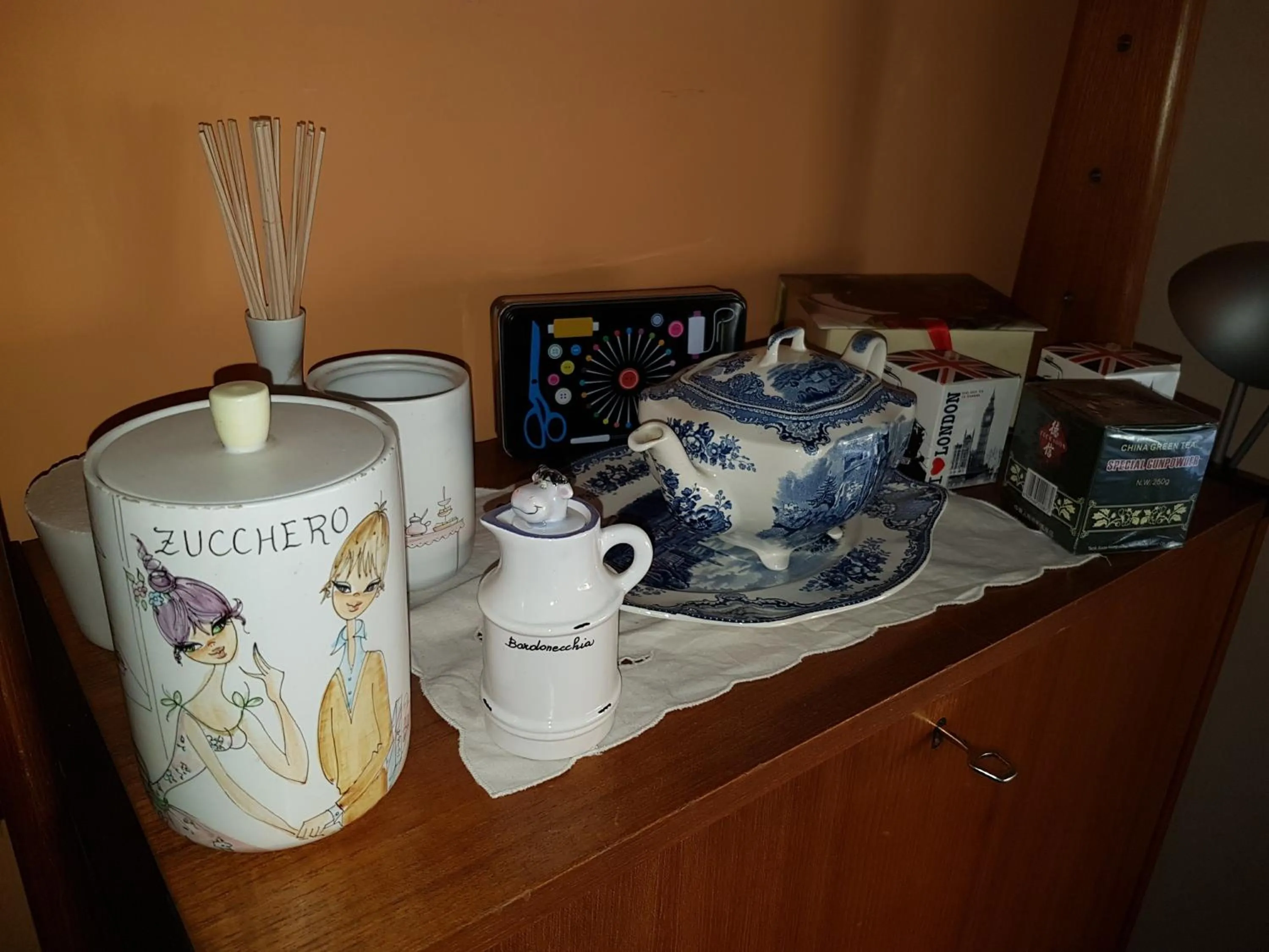 Coffee/tea facilities in B&B Anni 50