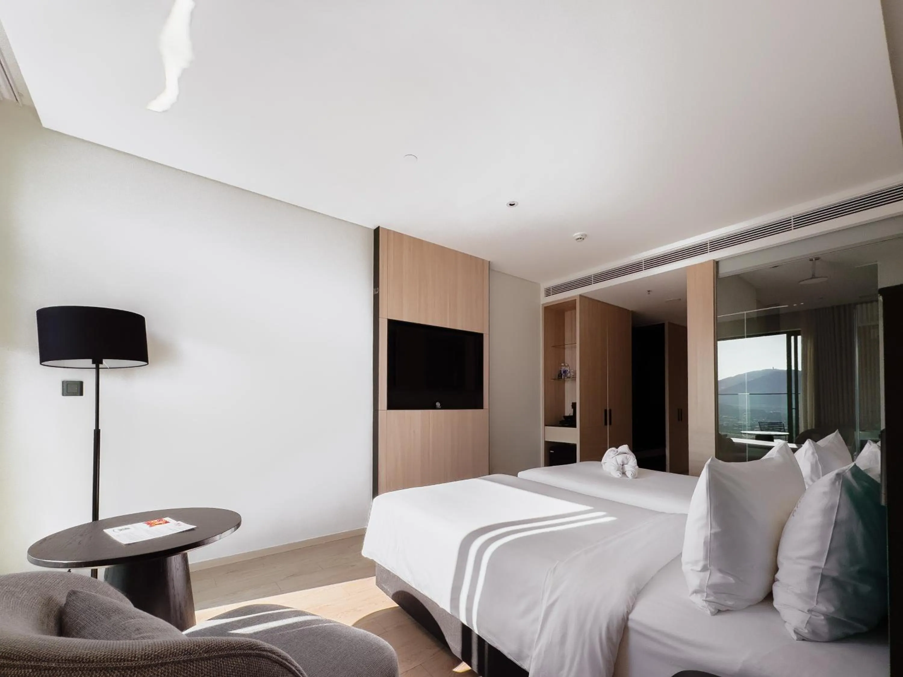 TV and multimedia, Bed in December Hotel