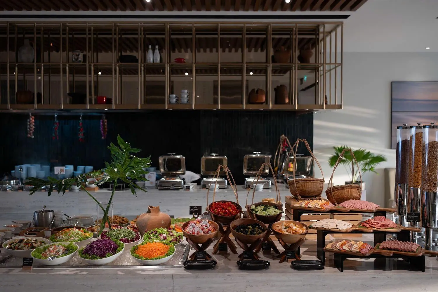 Buffet breakfast in December Hotel