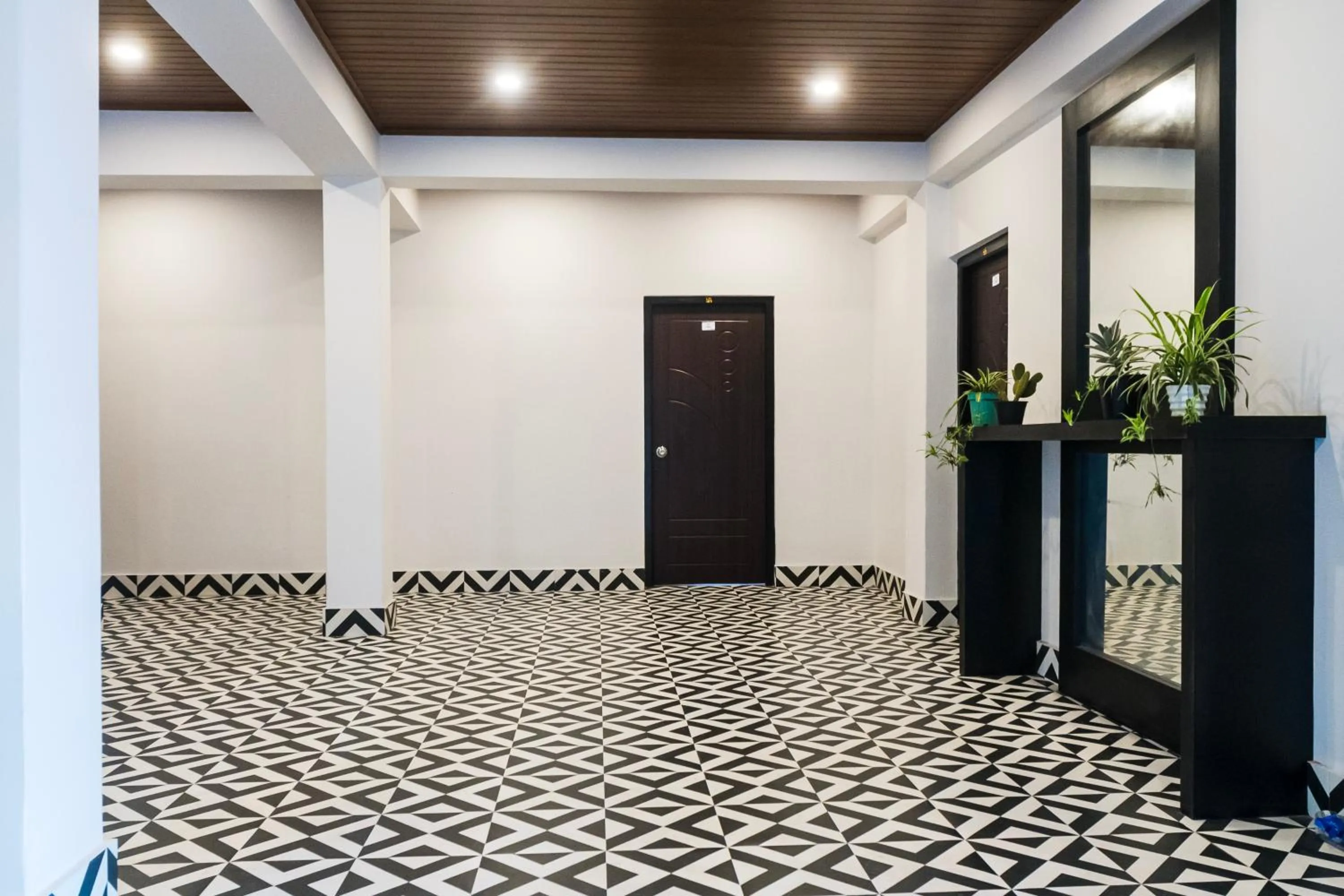 Property building in Sharolyn Boutique Hotel