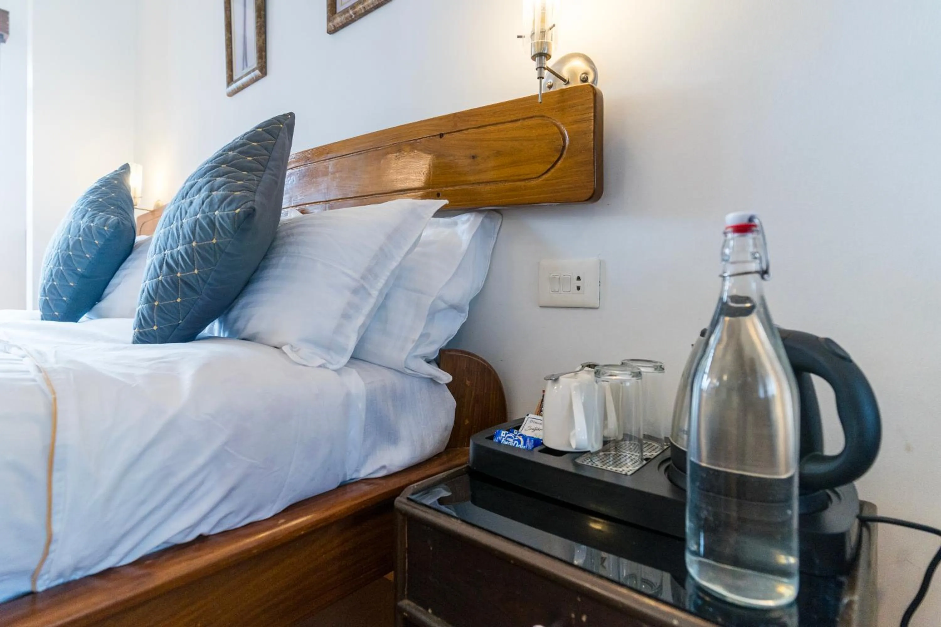 Bed in Sharolyn Boutique Hotel