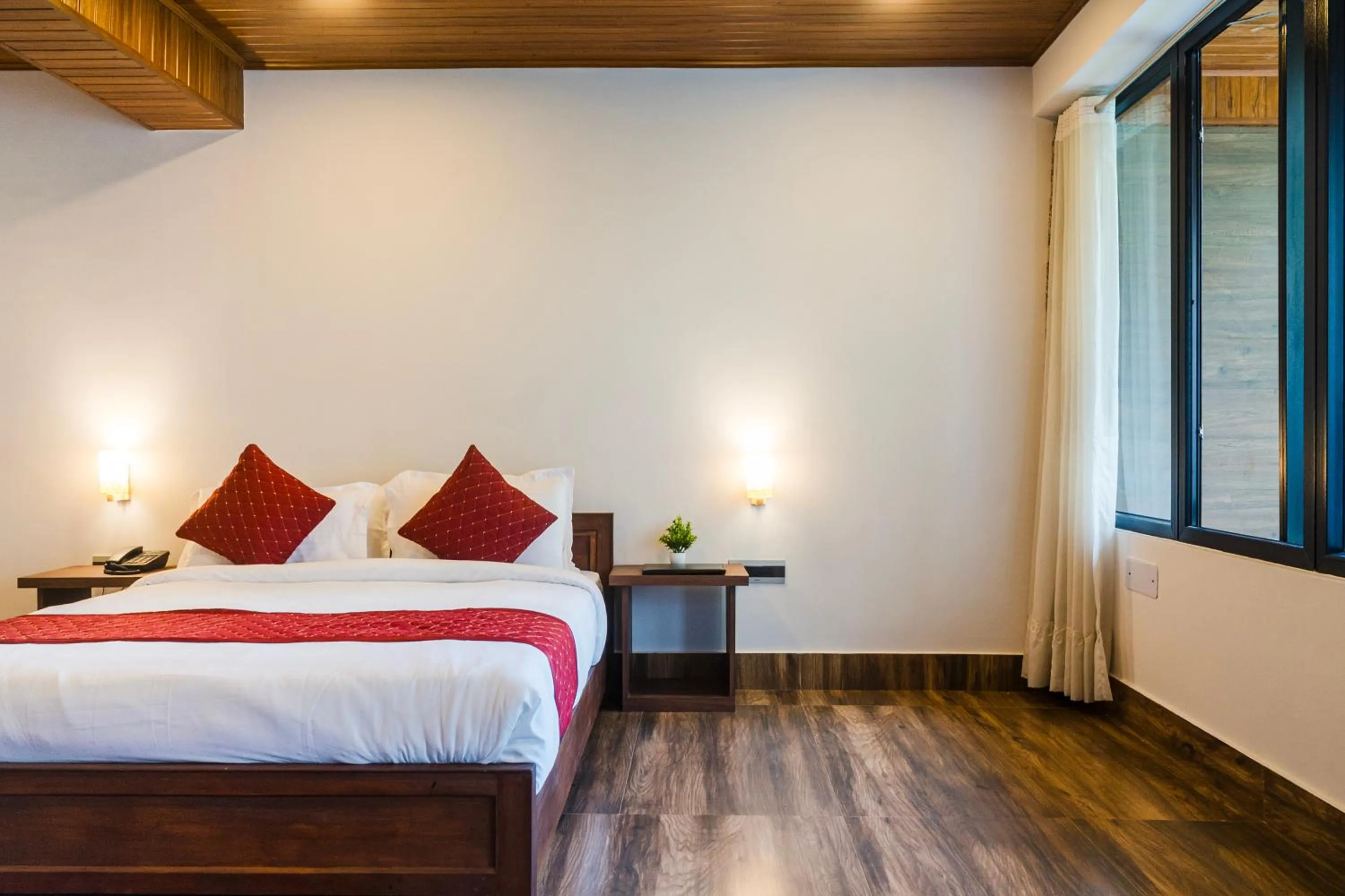 Bed in Sharolyn Boutique Hotel