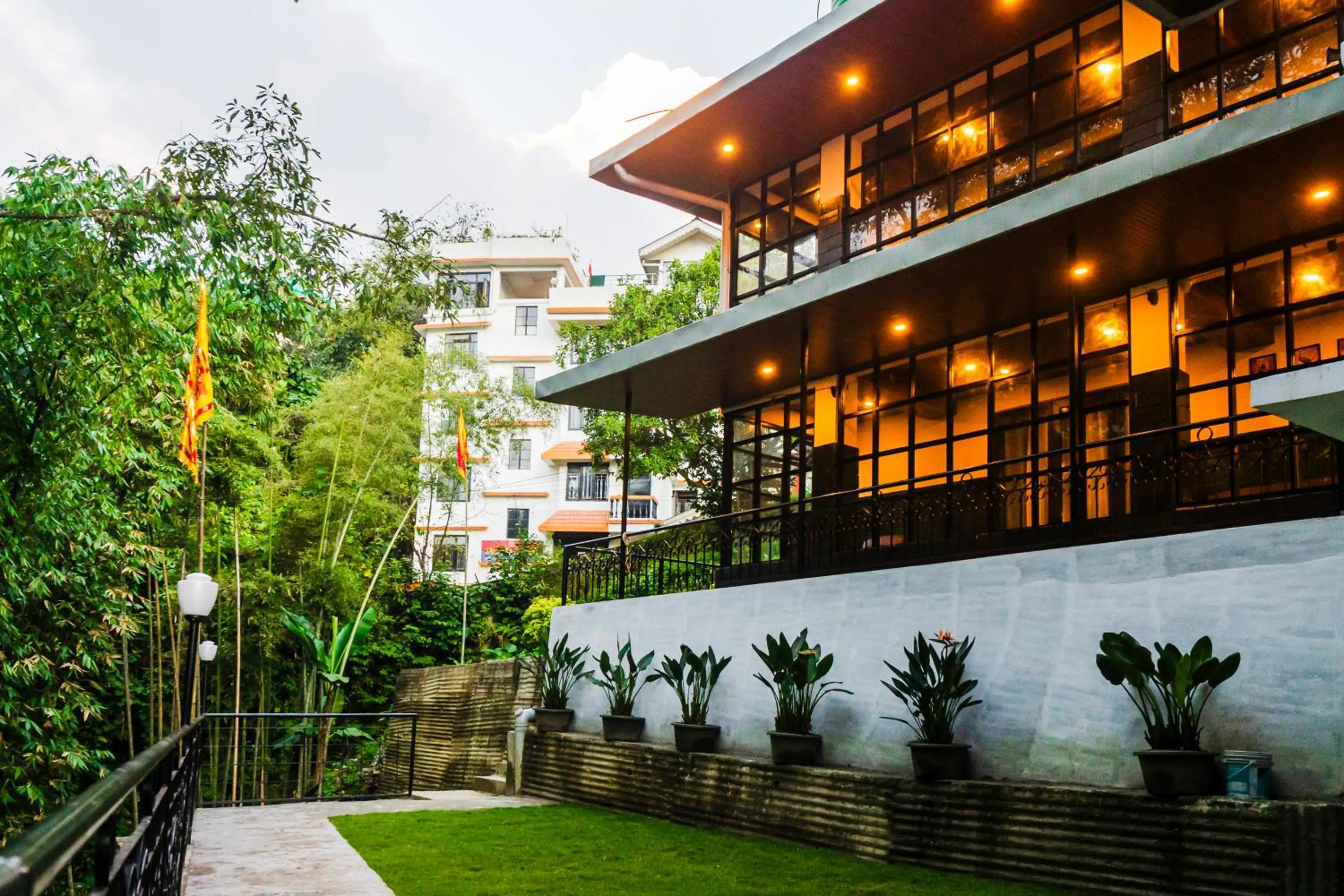 Property building in Sharolyn Boutique Hotel