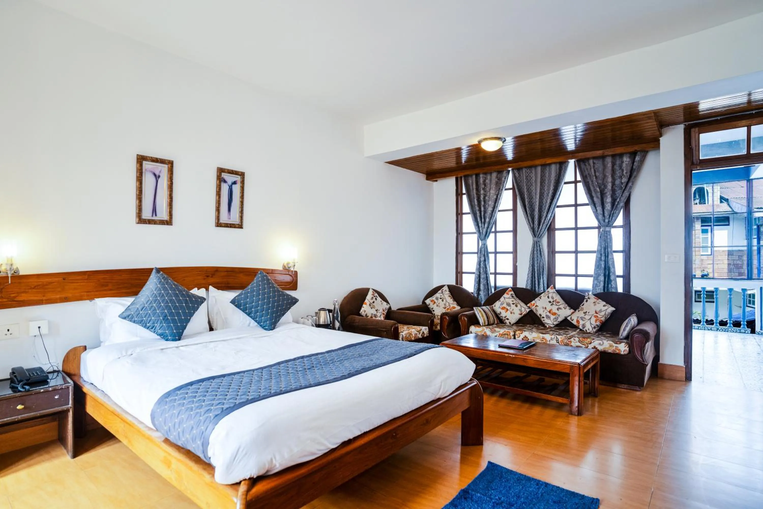 Bed in Sharolyn Boutique Hotel