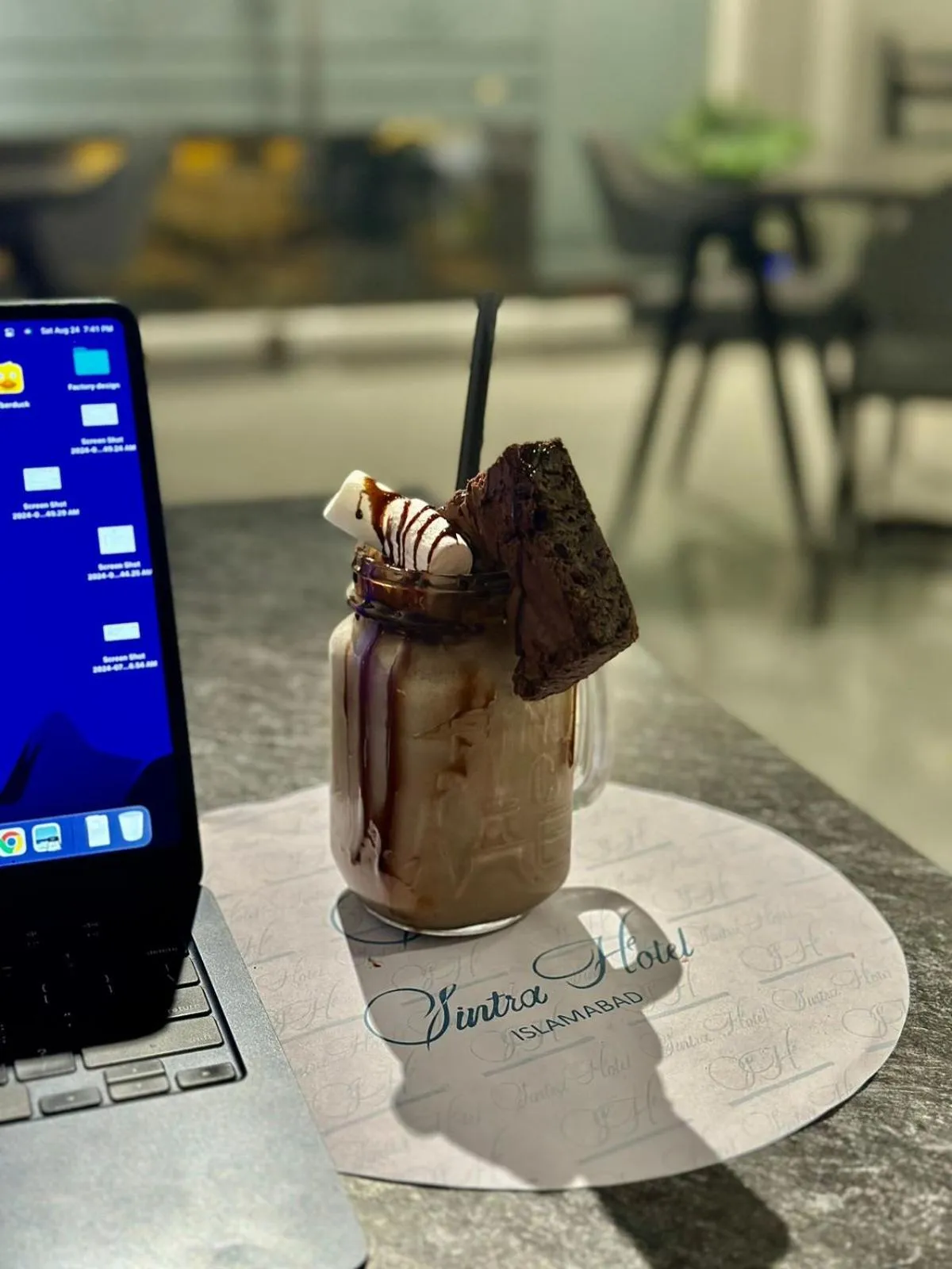 Restaurant/places to eat in Sintra Hotel