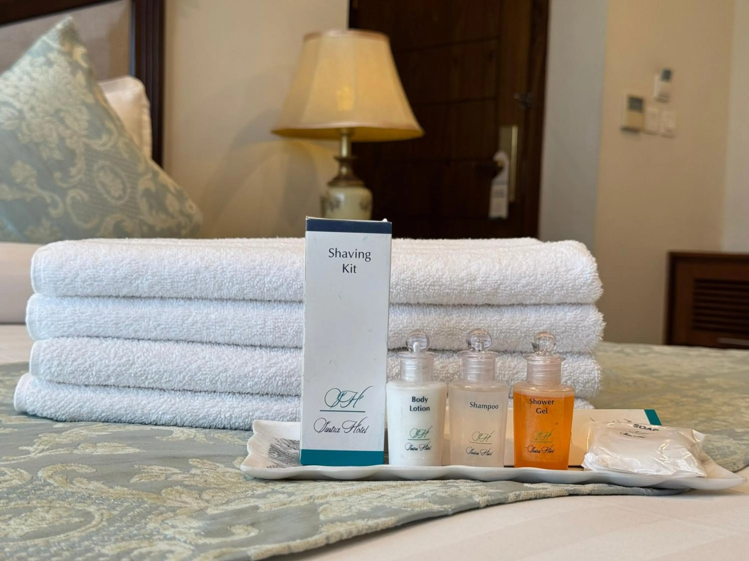 towels, Bed in Sintra Hotel