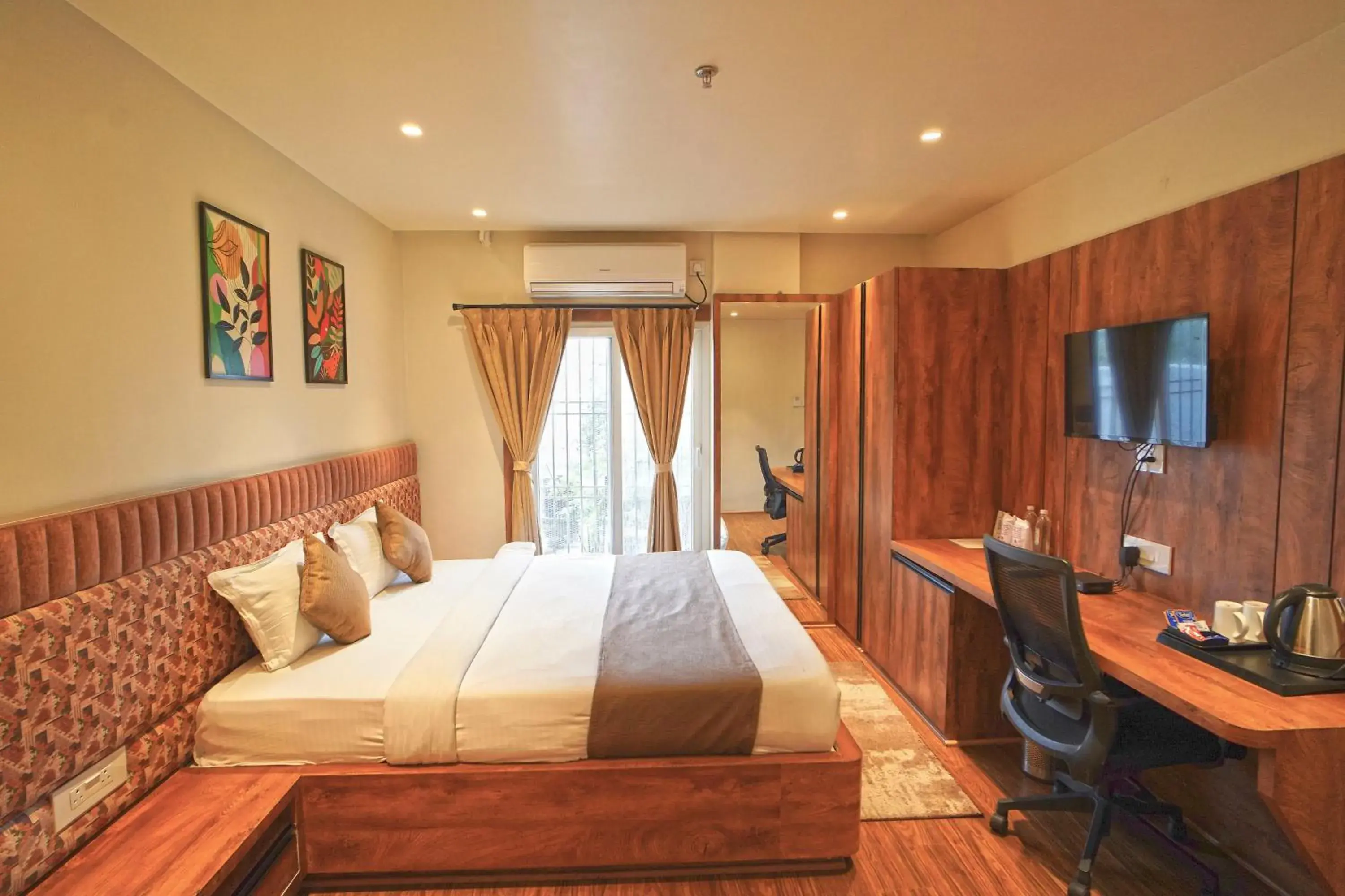 Bed in Hotel Ekta International !! 300 Mts From BABA BAIDYANATH DHAM TEMPLE !! Bed in Hotel Ekta International !! 300 Mts From BABA BAIDYANATH DHAM TEMPLE !!