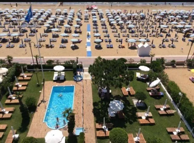 Hotel Universo