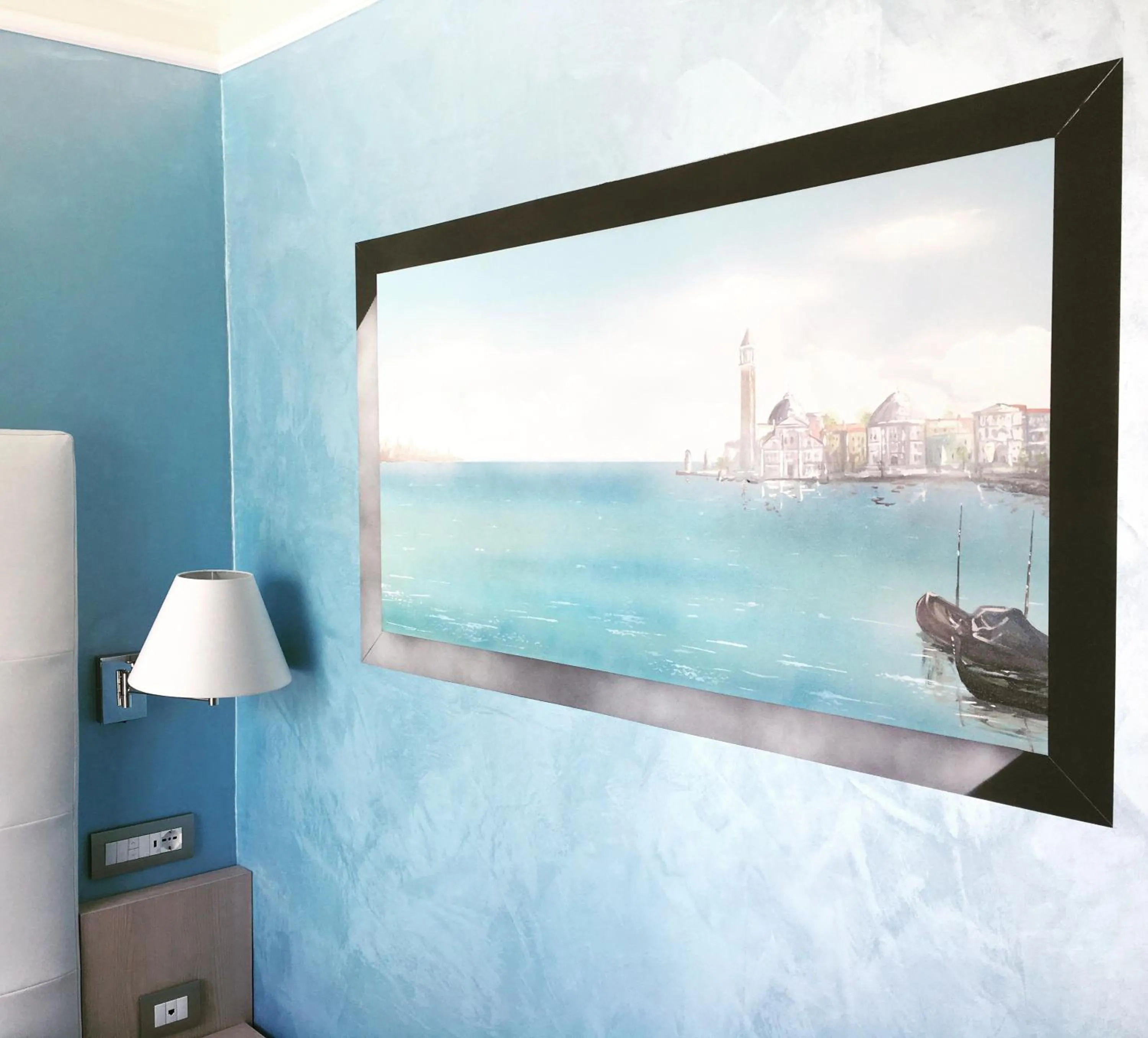 Decorative detail in Hotel Universo