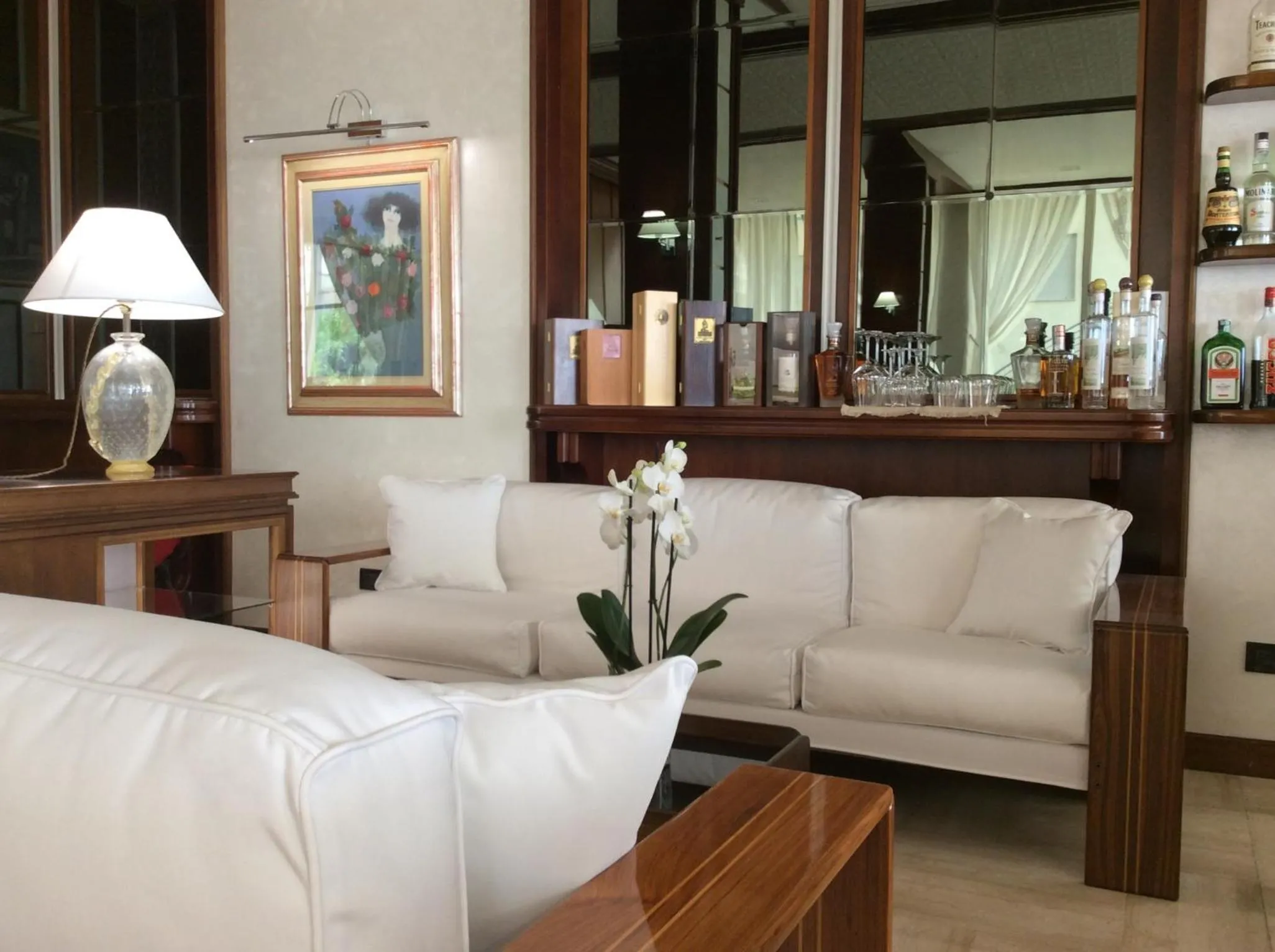 Decorative detail in Hotel Universo
