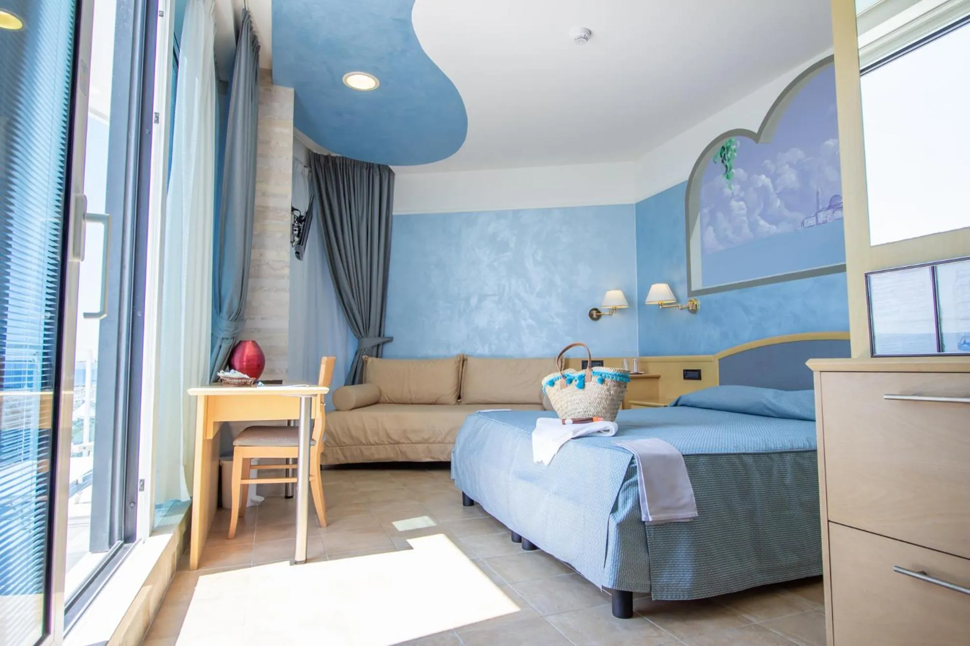 Bed in Hotel Universo