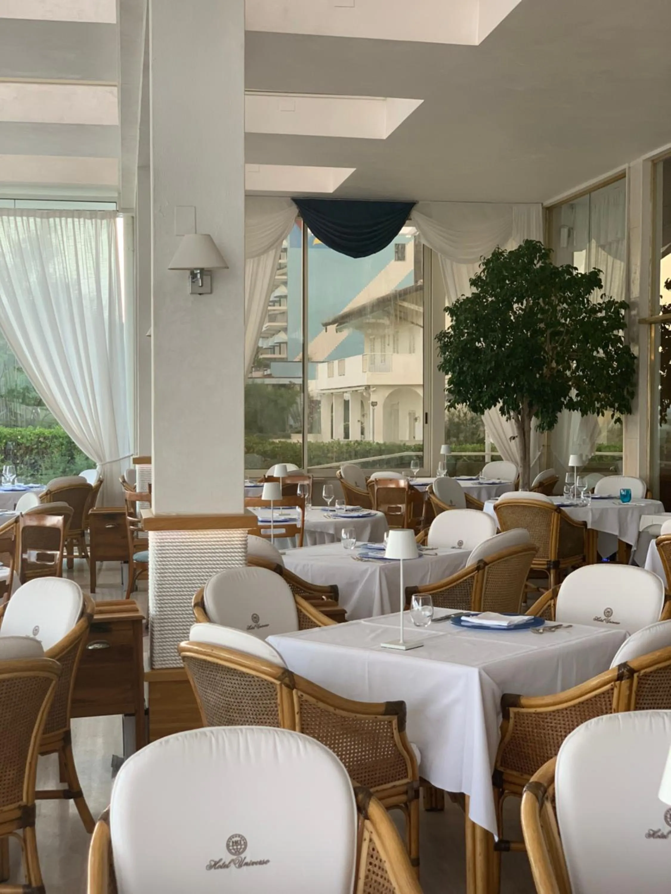 Hotel Universo
