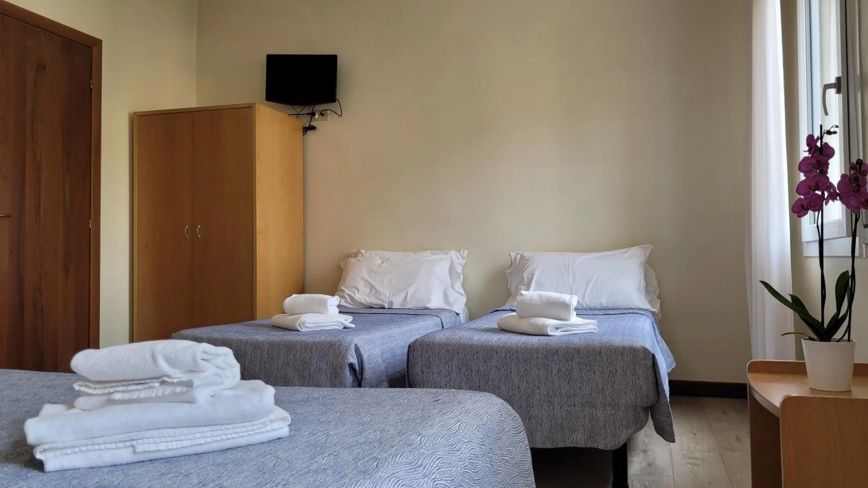 Bedroom, Bed in Hotel Montepiana