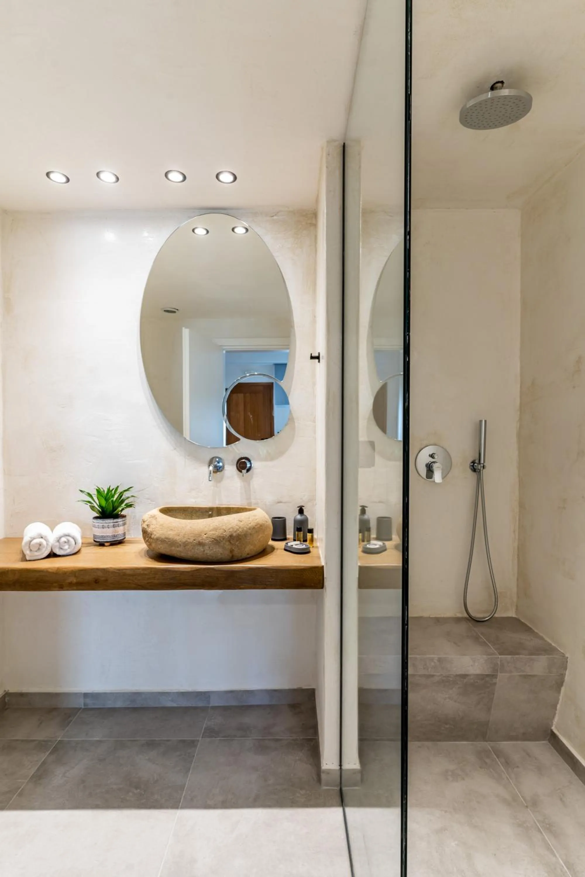 Bathroom in Amer Suites