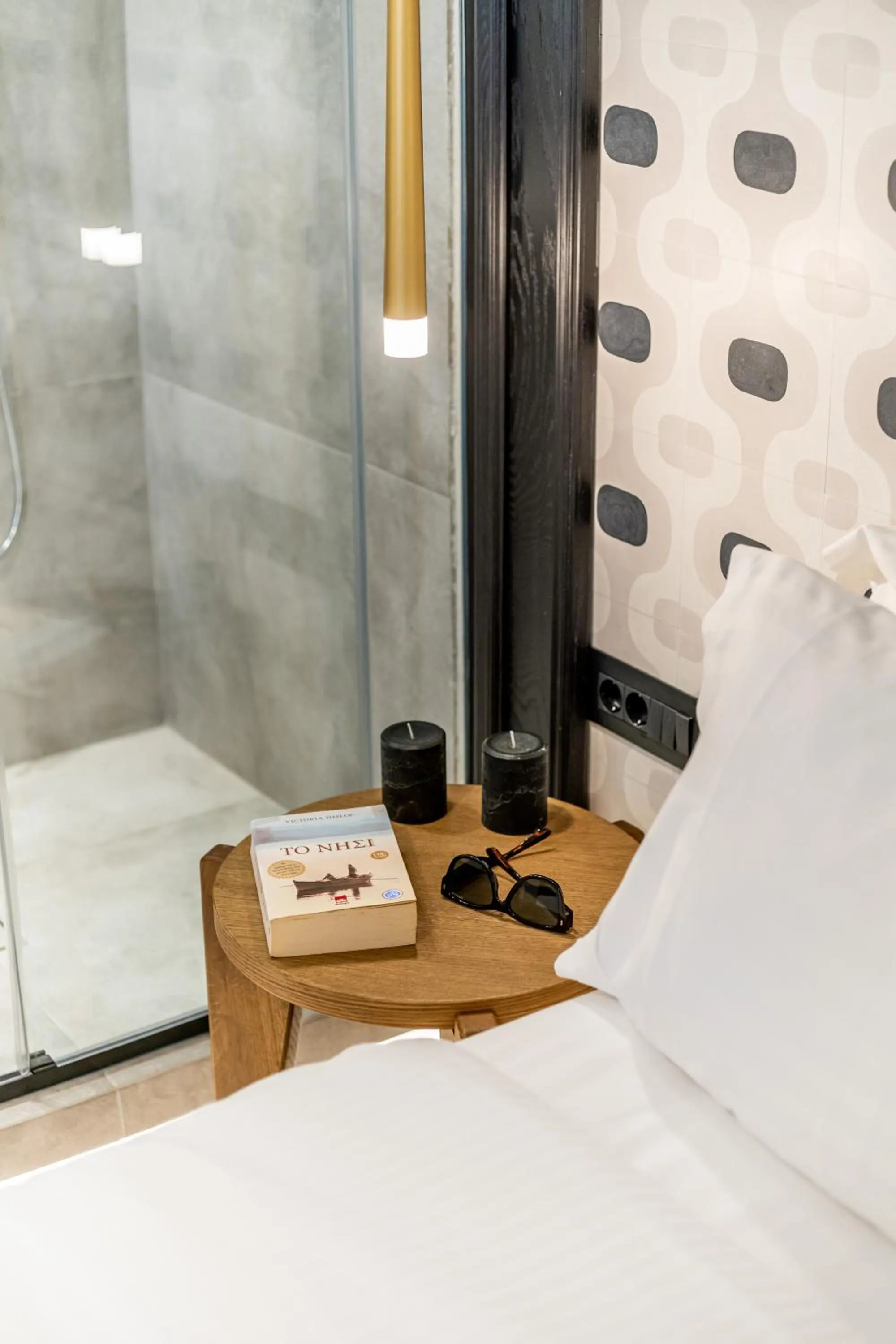 Decorative detail, Bed in Amer Suites