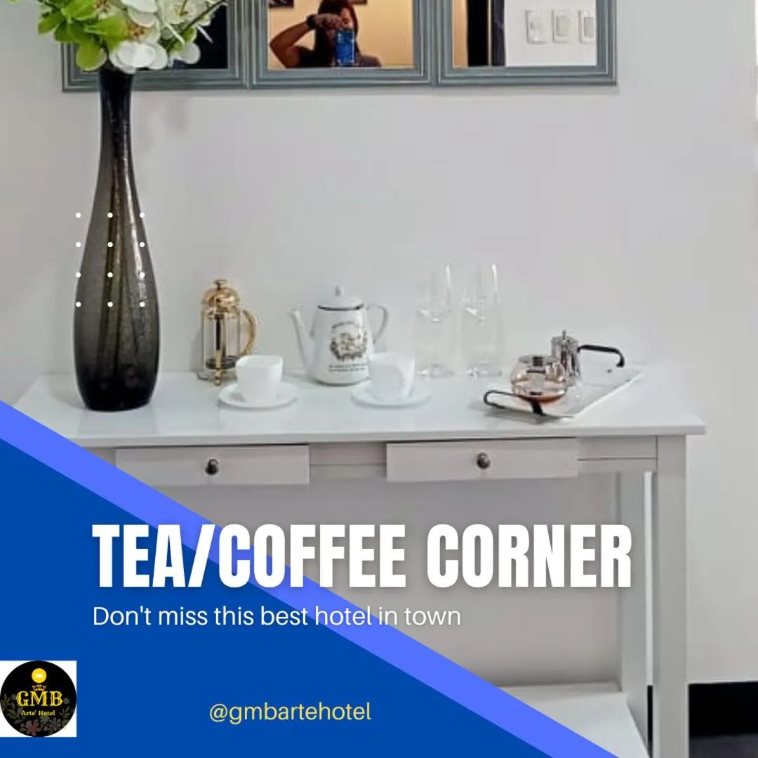 Coffee/tea facilities in Gmb-Arte' Hotel