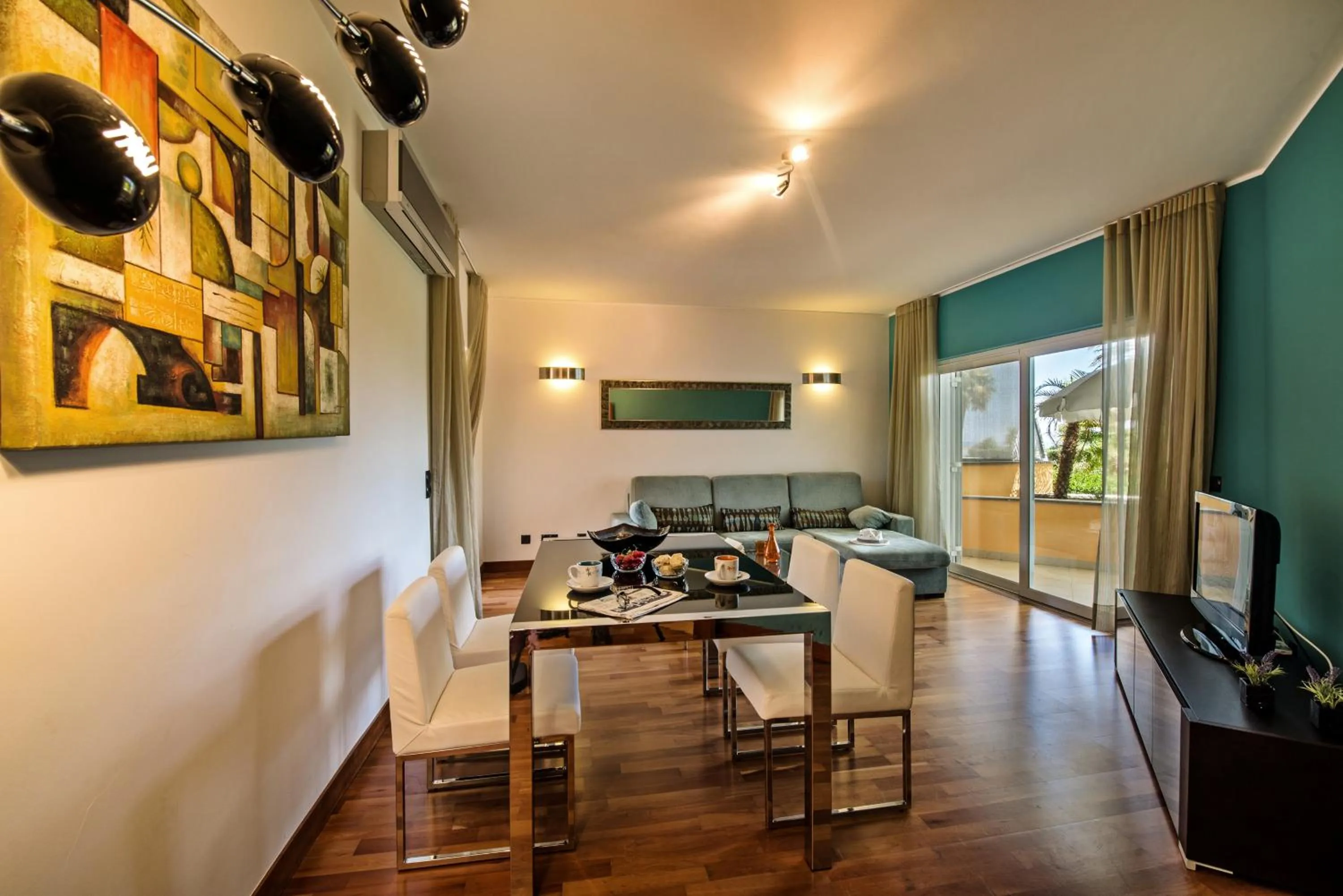 Dining area in Foz da Ria