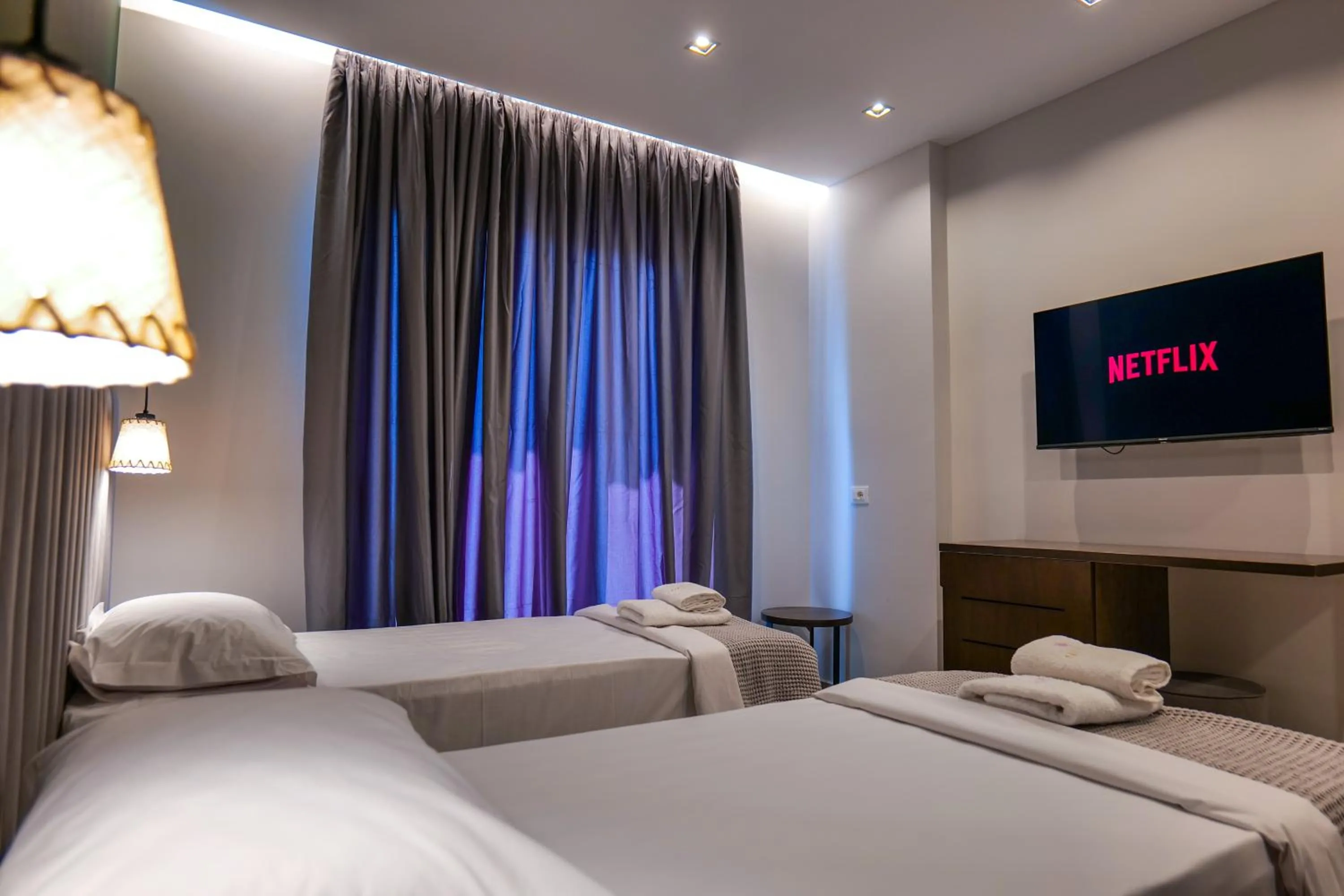 TV and multimedia, Bed in Hotel Nerium