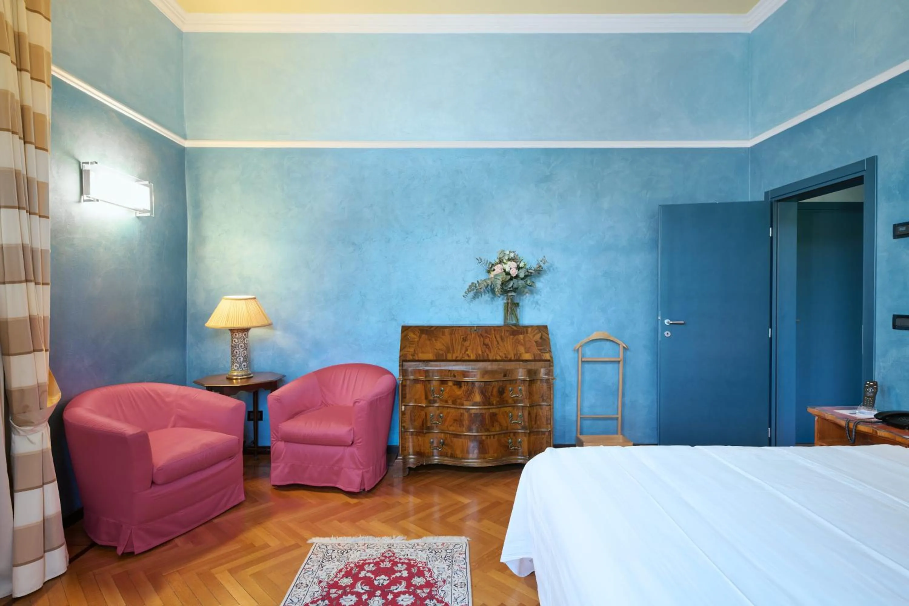 Bedroom, Bed in Grand Hotel Bellavista Palace & Golf