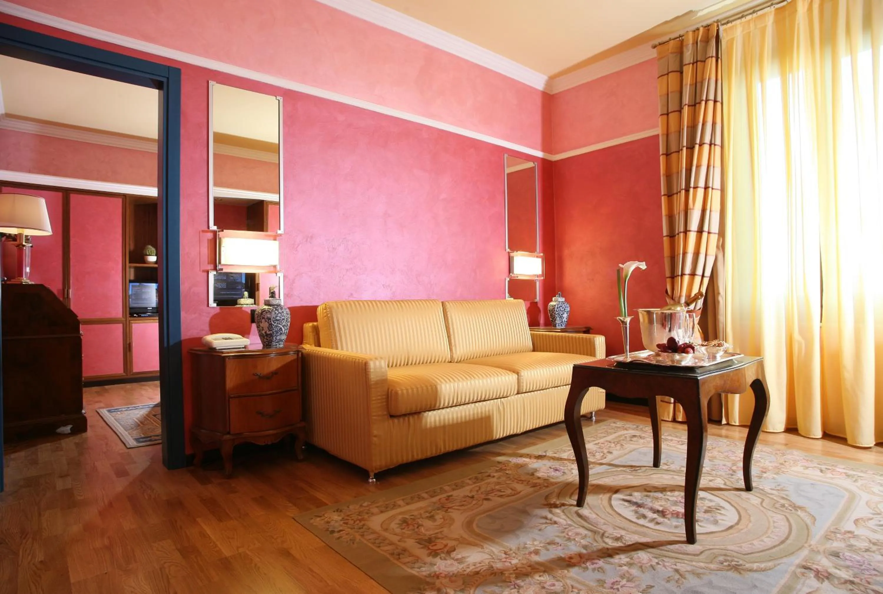 Living room in Grand Hotel Bellavista Palace & Golf