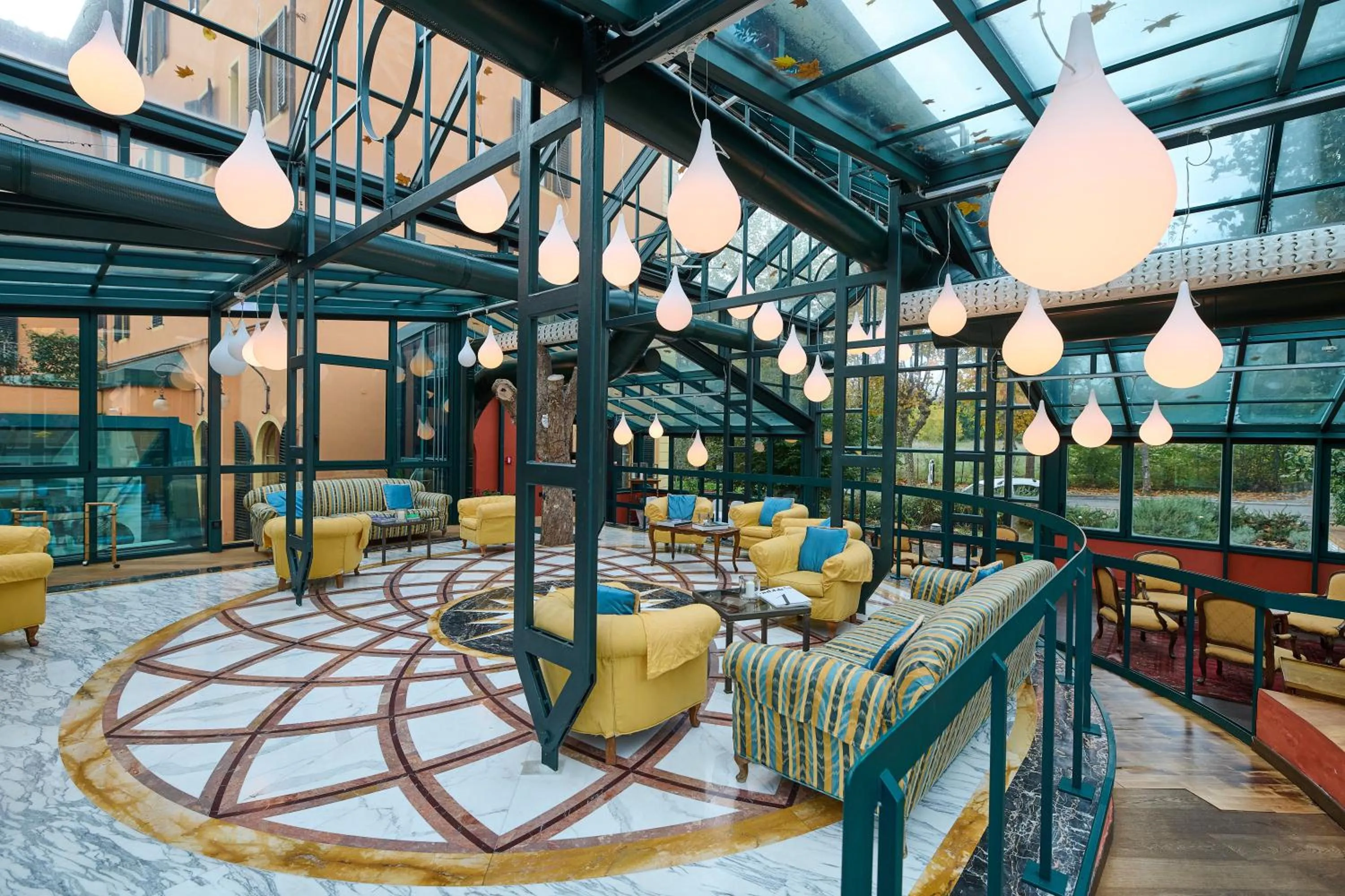 Lounge or bar in Grand Hotel Bellavista Palace & Golf