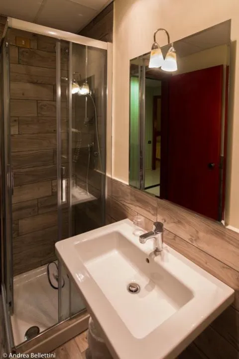 Bathroom in Grand Hotel Bellavista Palace & Golf