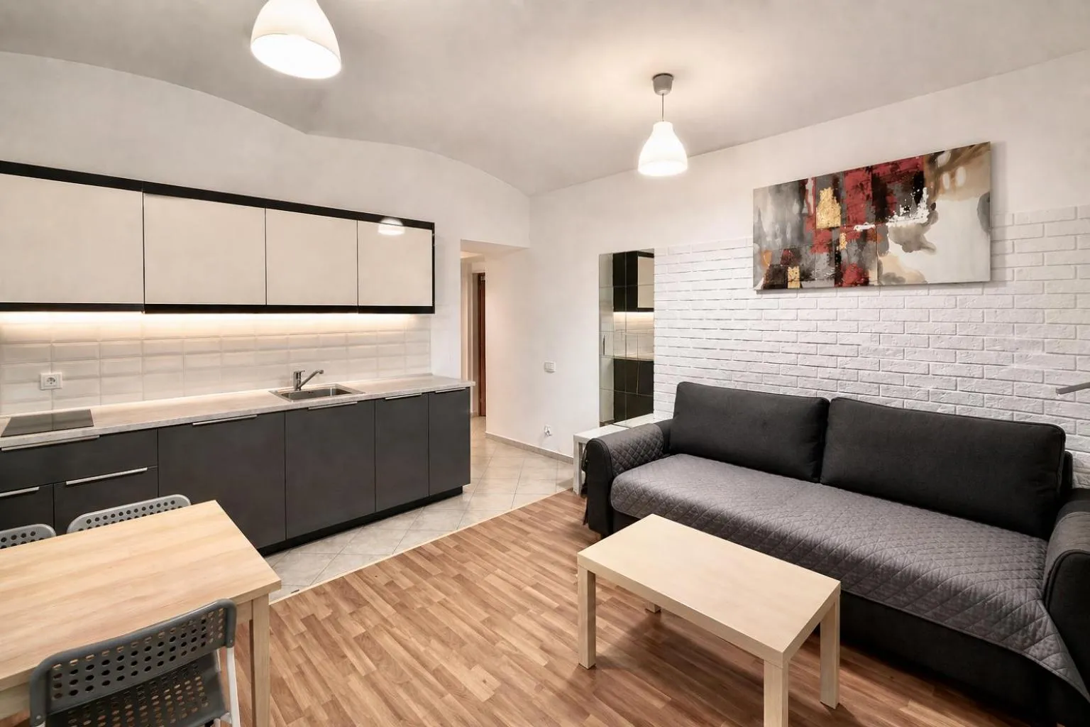 Kitchen or kitchenette in Ground Floor Apartment