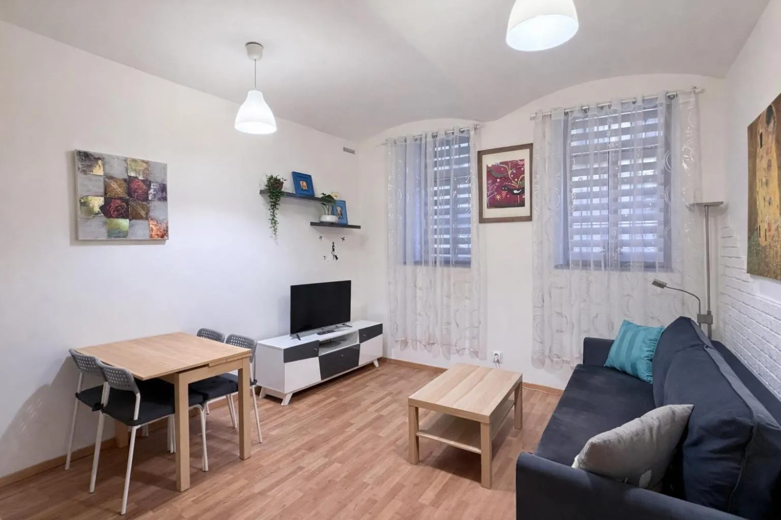 TV and multimedia in Ground Floor Apartment