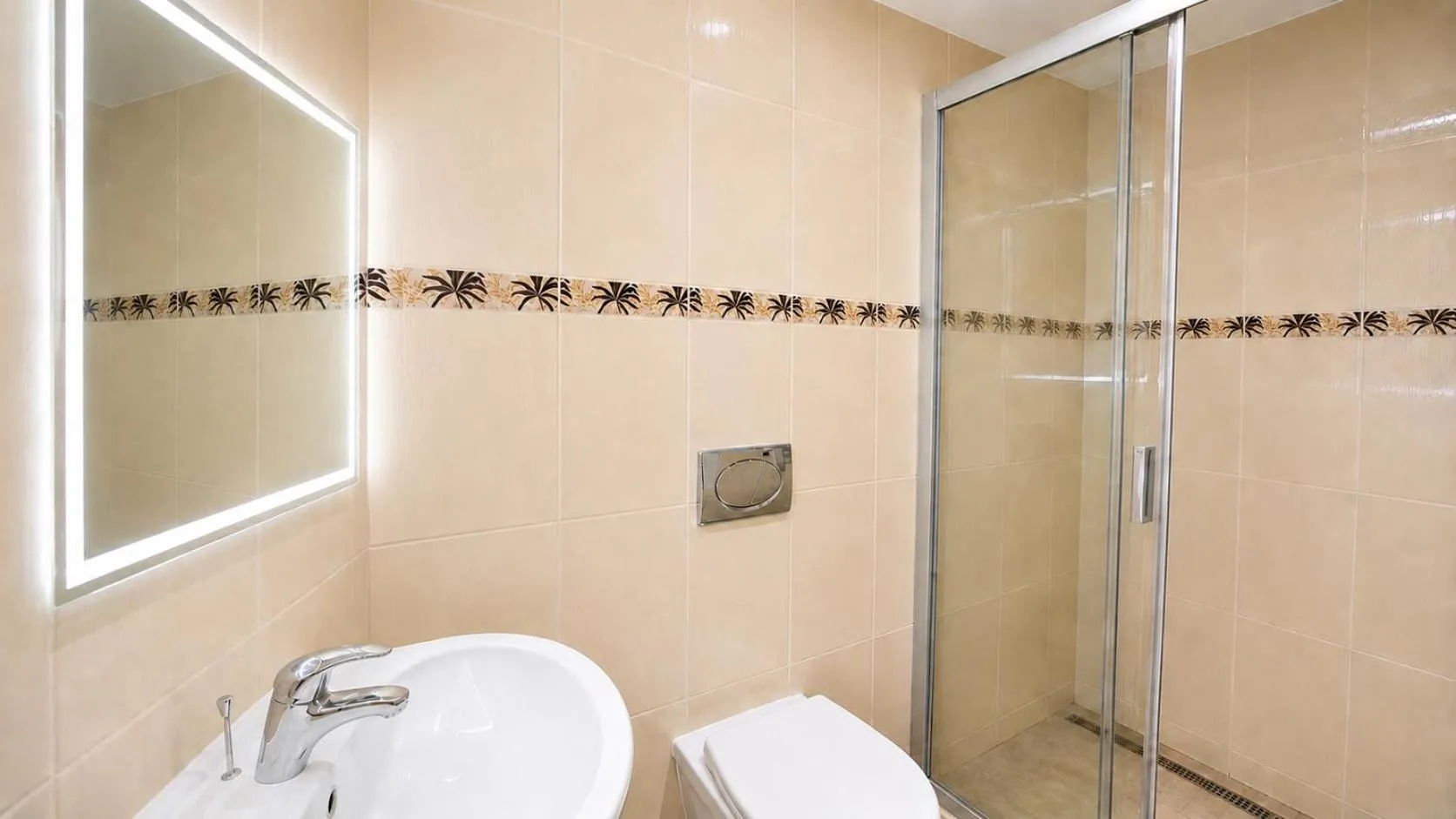 Shower in Ground Floor Apartment