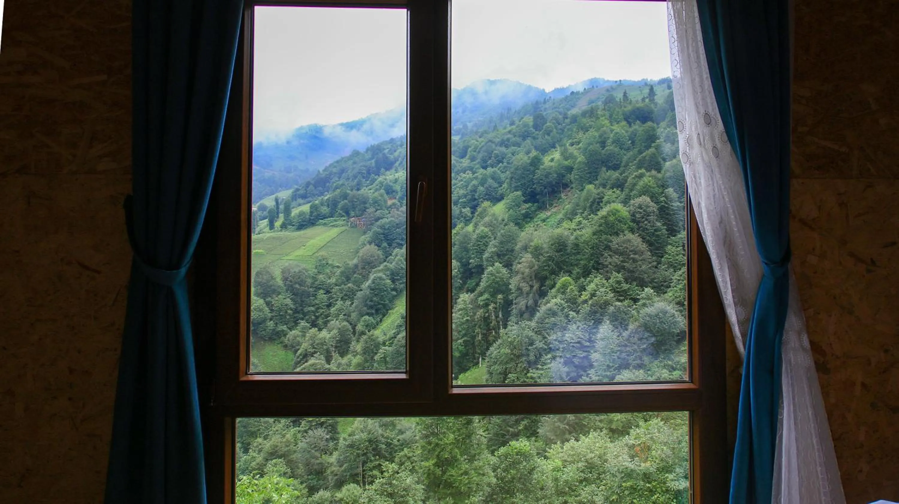 Mountain view in Tercuman Suit Otel